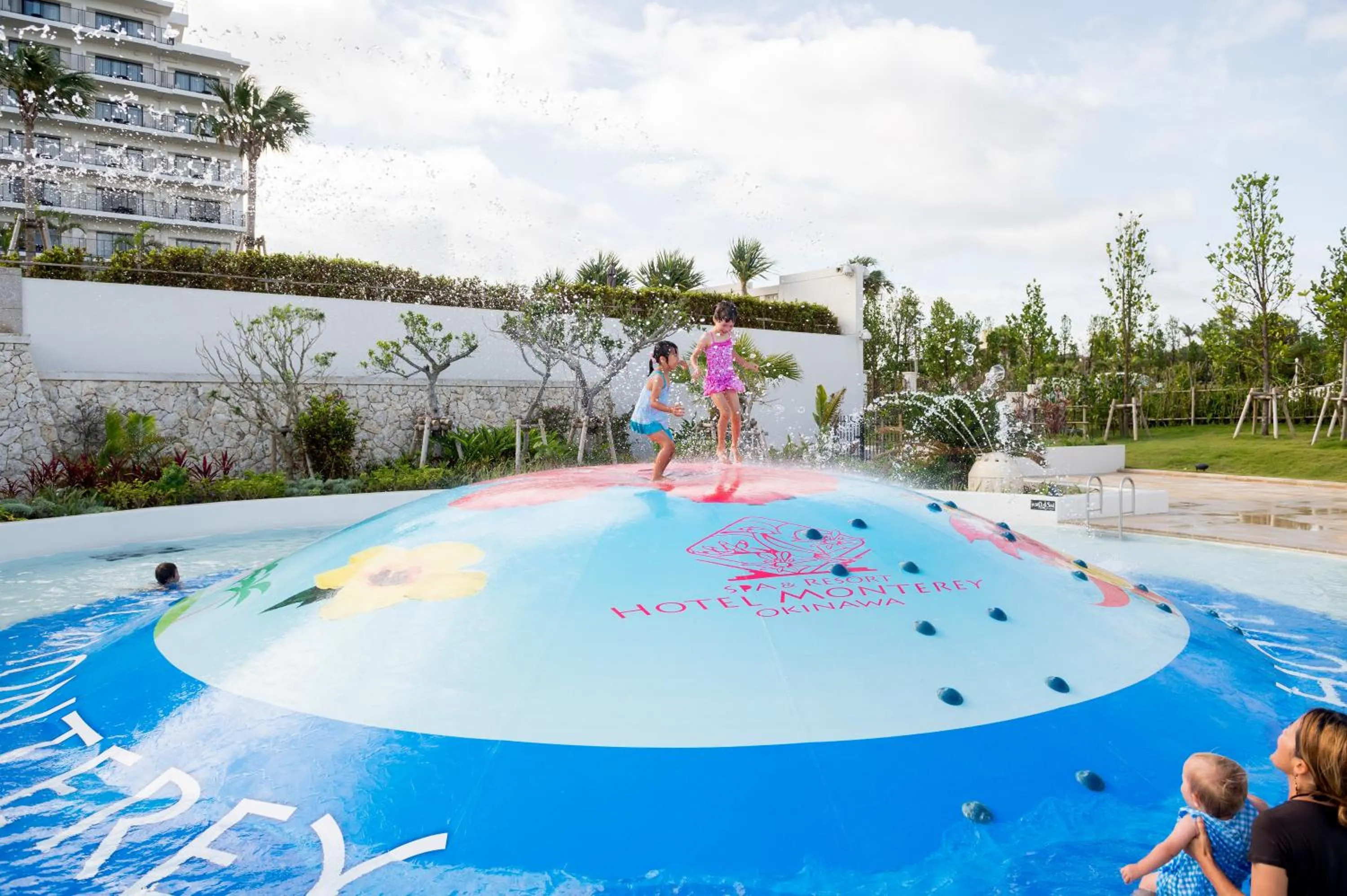 Activities in Hotel Monterey Okinawa Spa & Resort