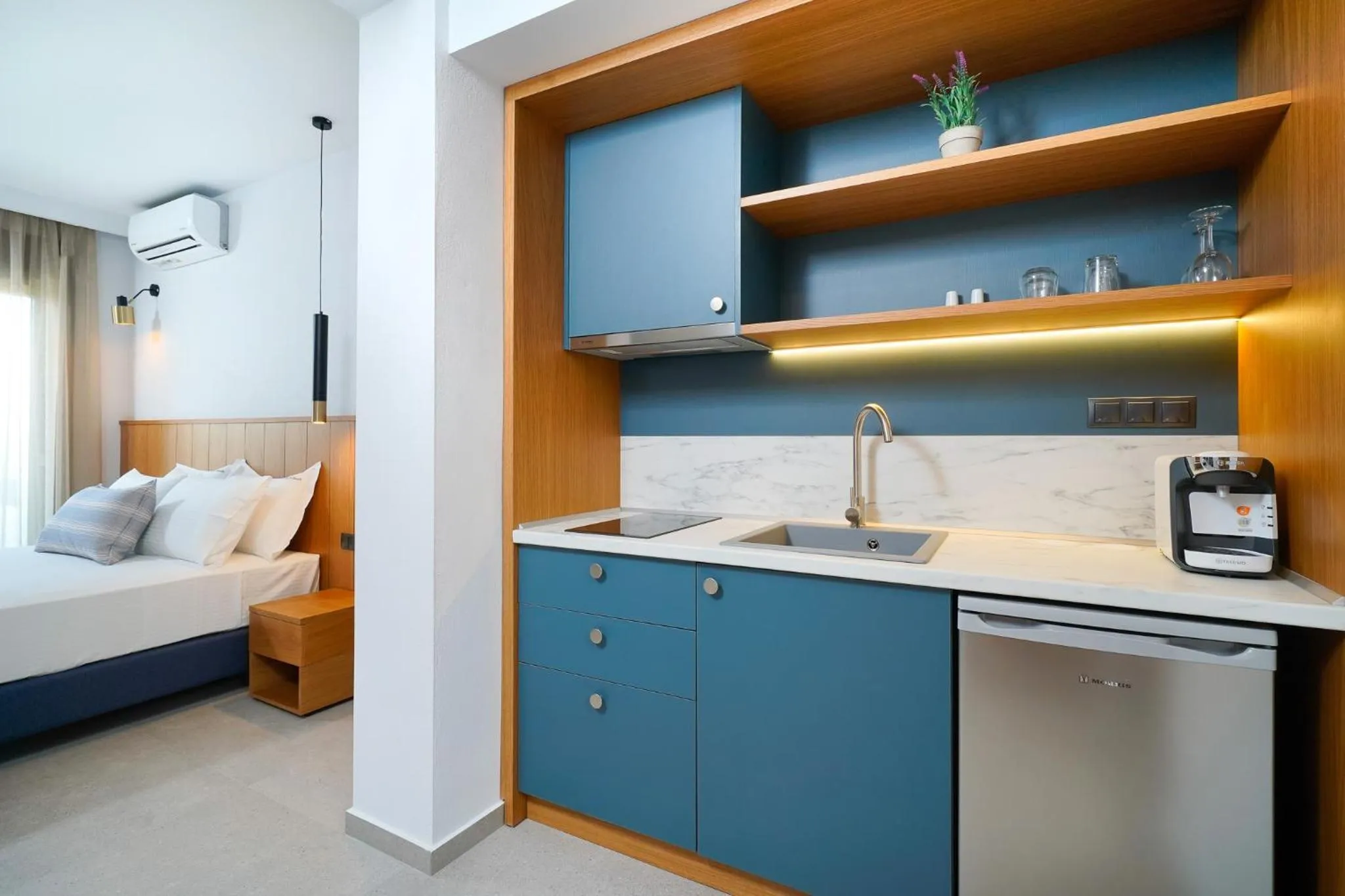 Bed in Olia Thassos - Luxury Apartments