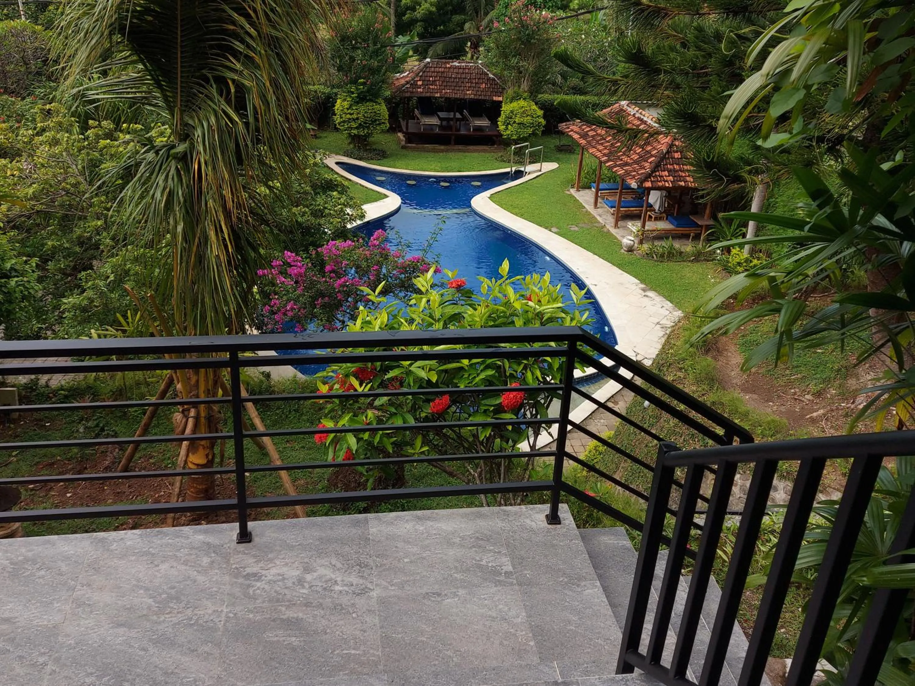 Garden in Sunset Villa