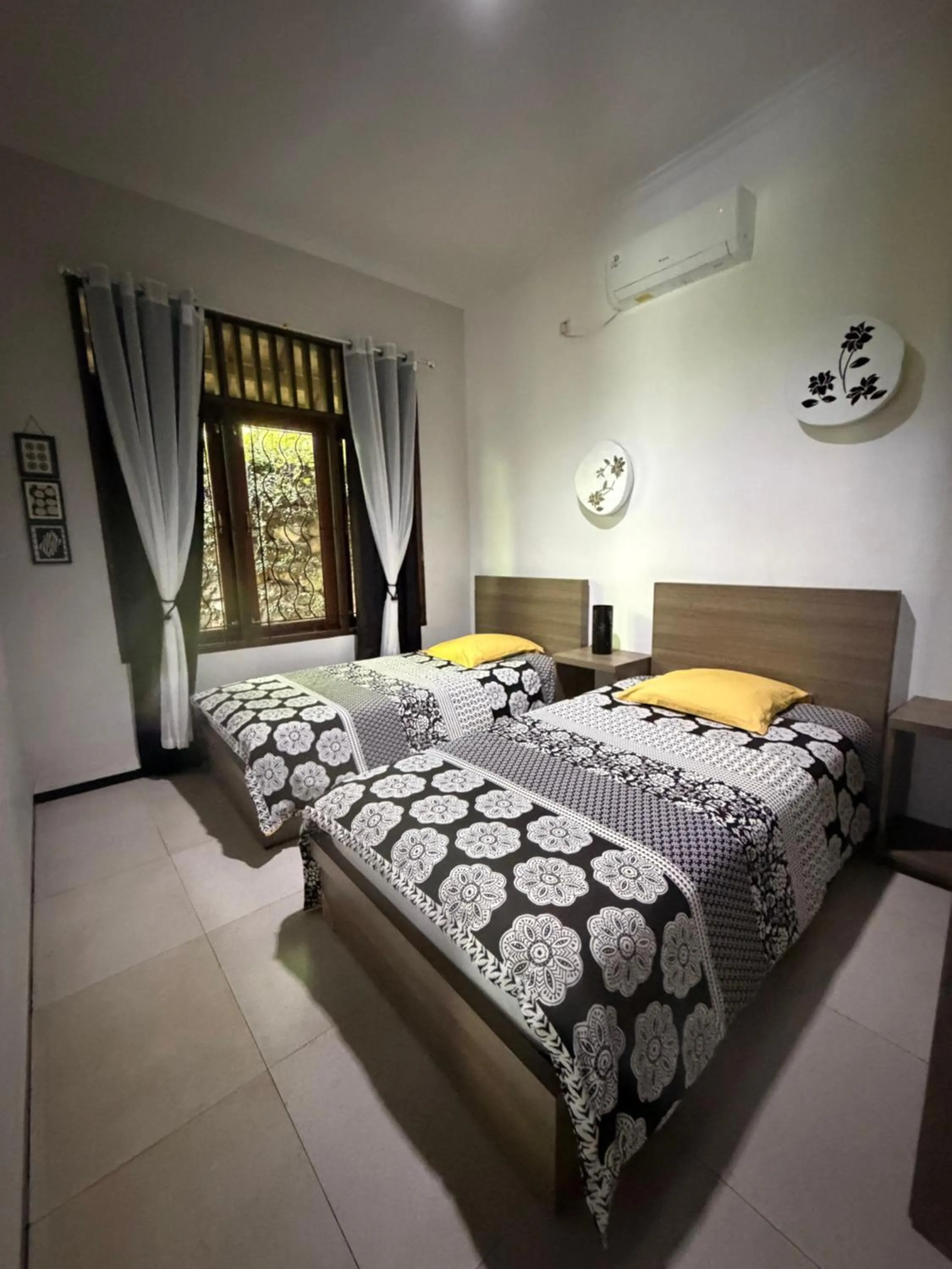 Bed in Sunset Villa