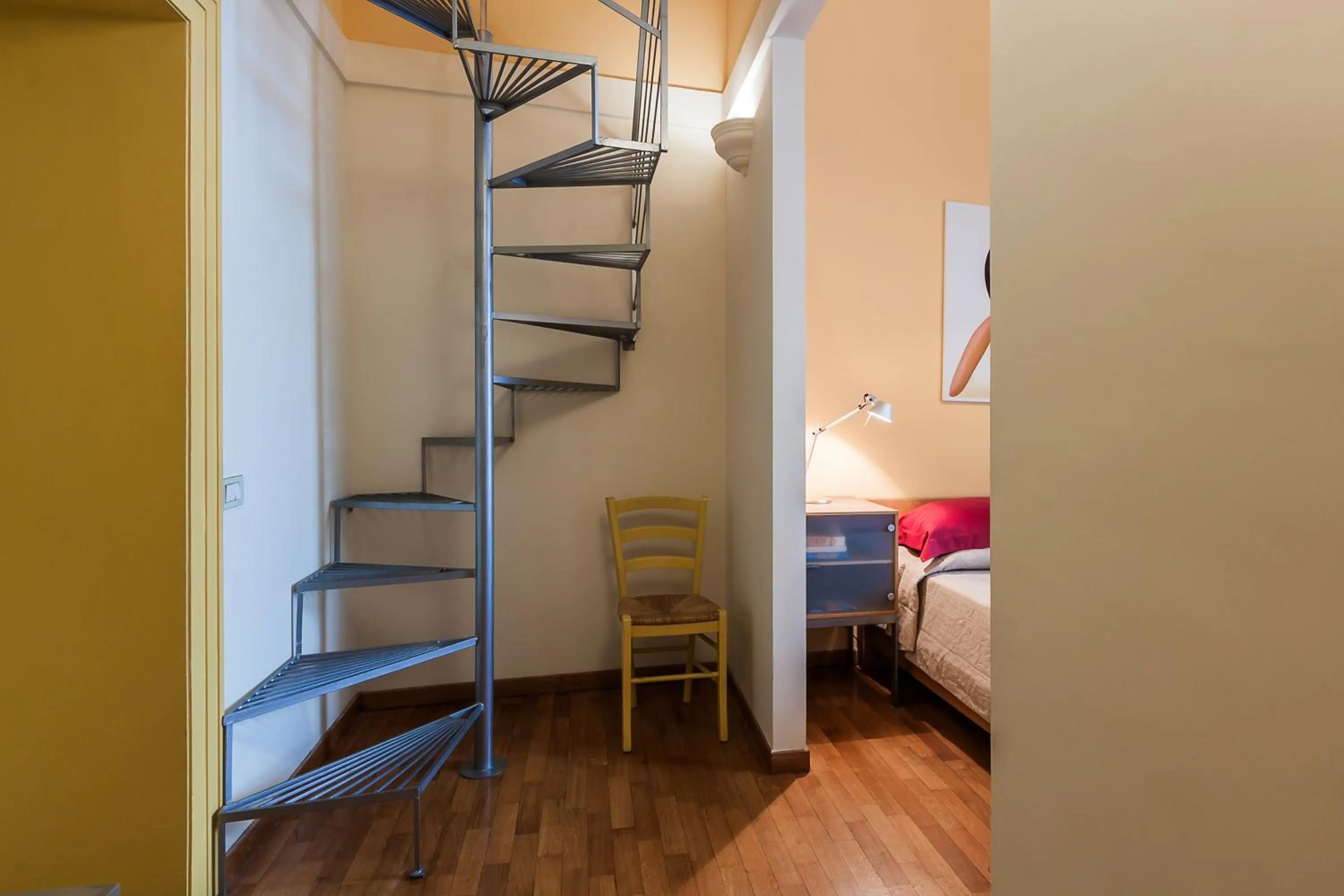 Decorative detail, Bed in Casa Astarita