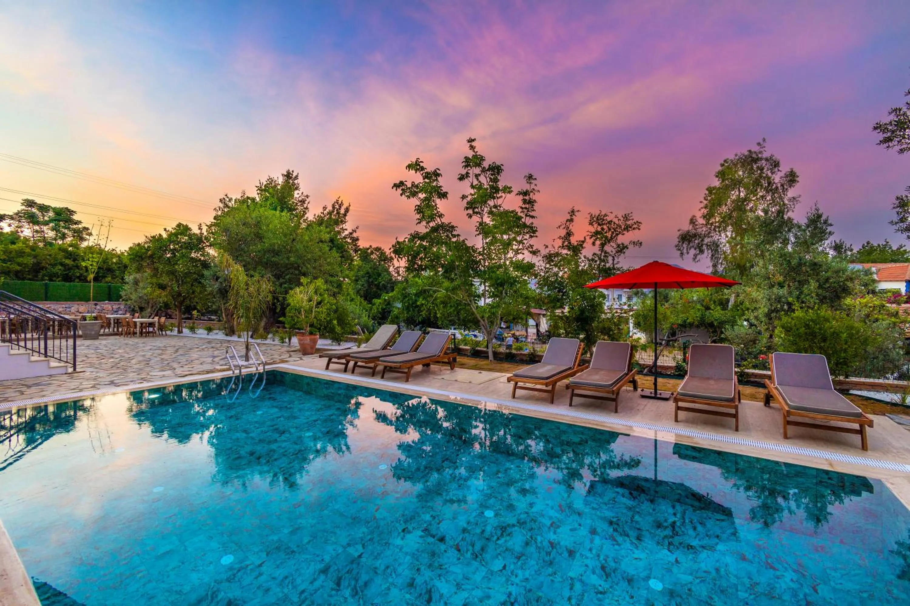 Swimming pool in Elizya Boutique Hotel