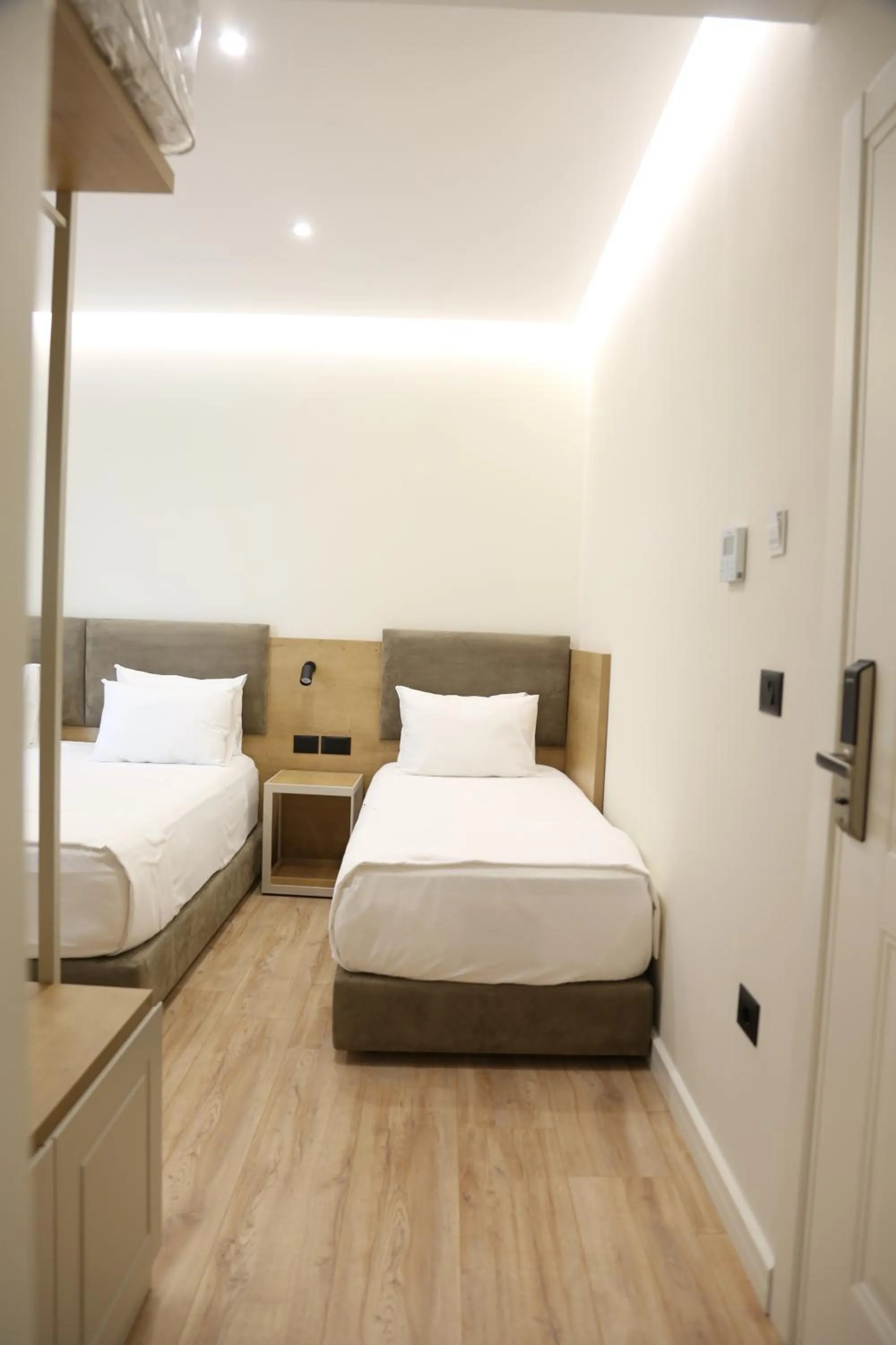 Photo of the whole room, Bed in B&B Champagne, Vlore Bay