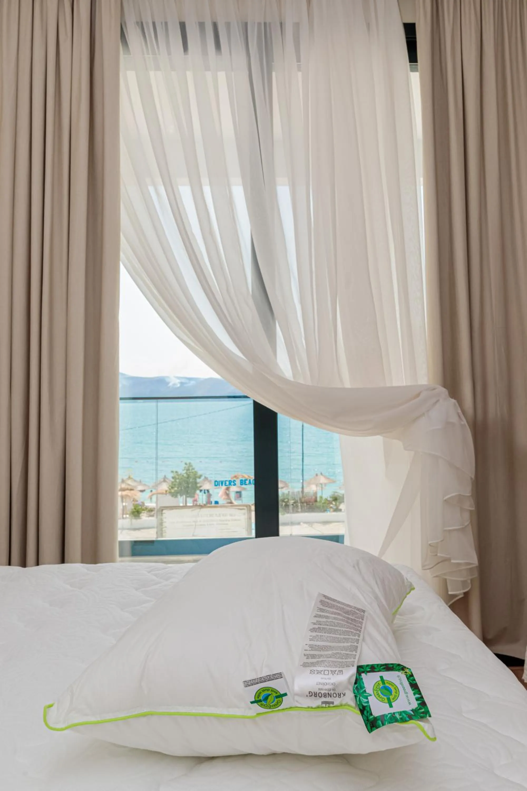 Bedroom, Bed in B&B Champagne, Vlore Bay