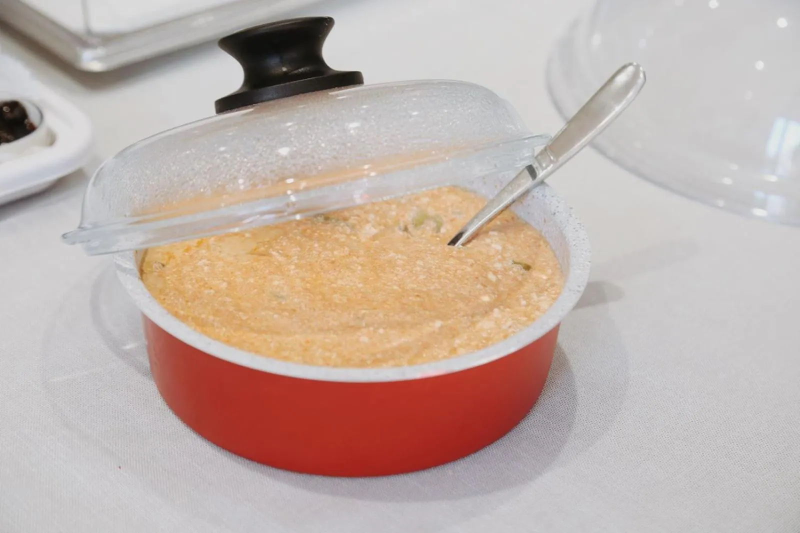 Breakfast in B&B Champagne, Vlore Bay