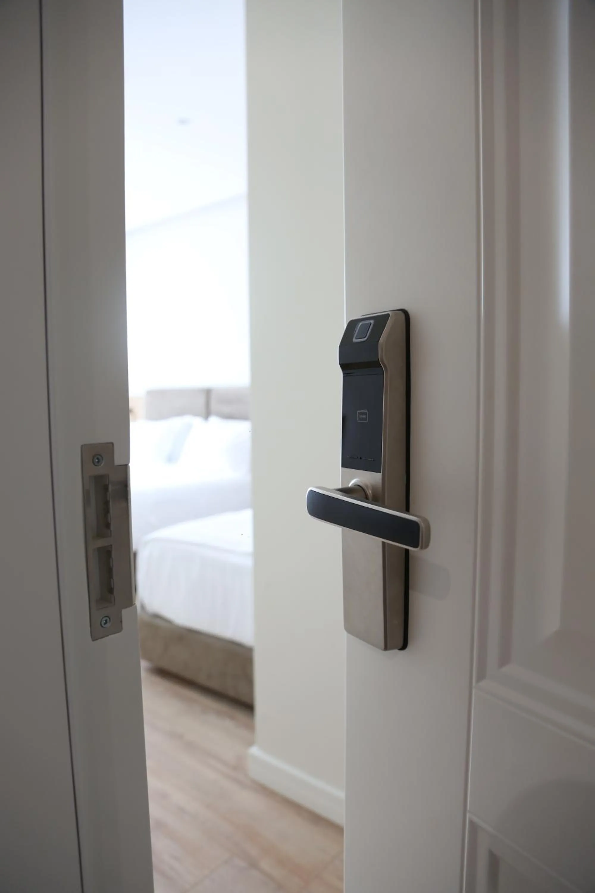 Facade/entrance, Bed in B&B Champagne, Vlore Bay