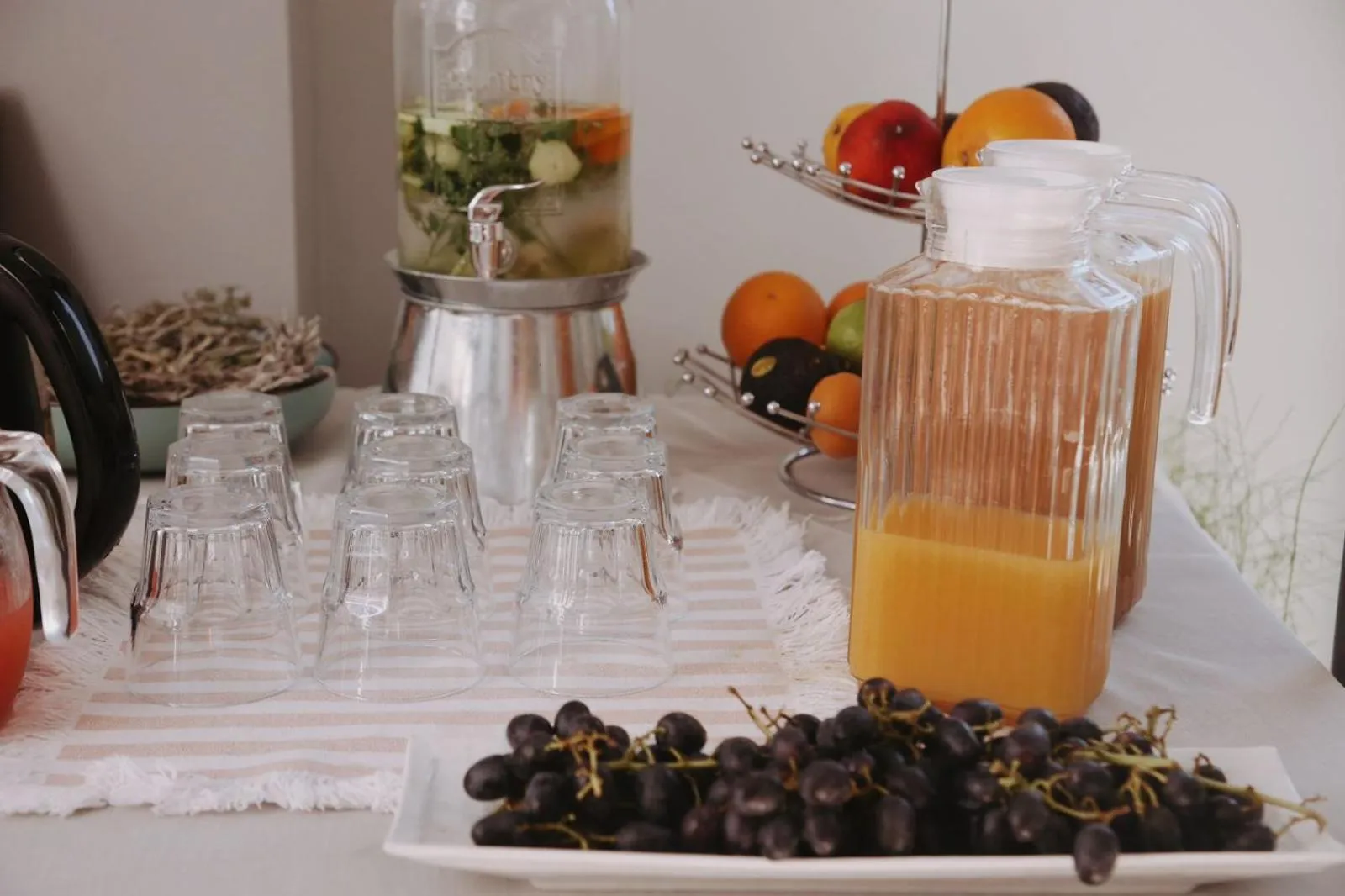 Buffet breakfast in B&B Champagne, Vlore Bay