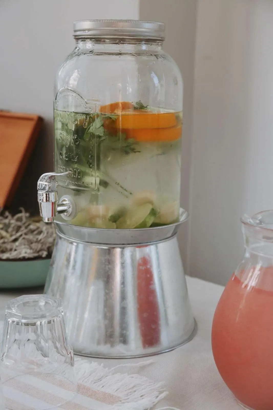 Drinks in B&B Champagne, Vlore Bay