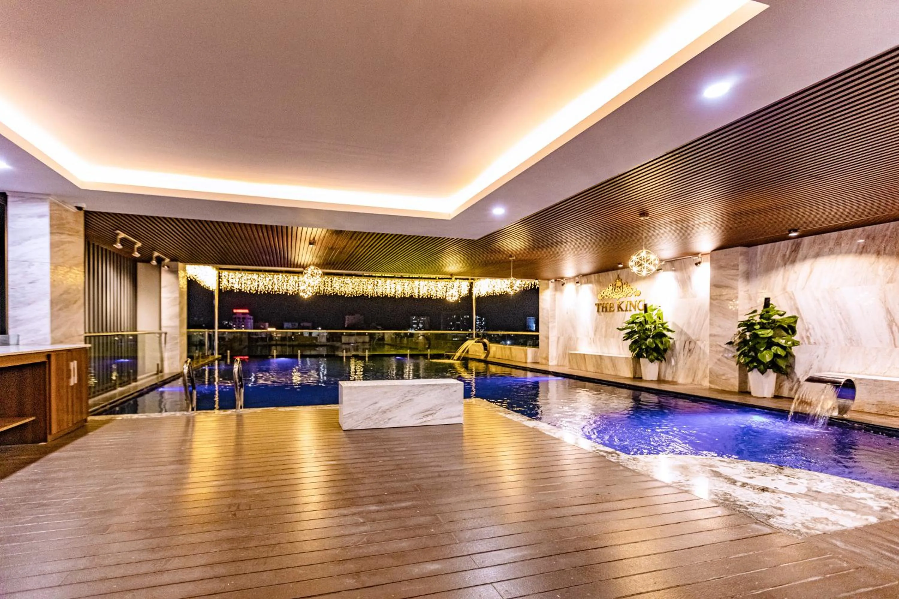 Swimming pool in The King Hotel - Condotel Thai Nguyen