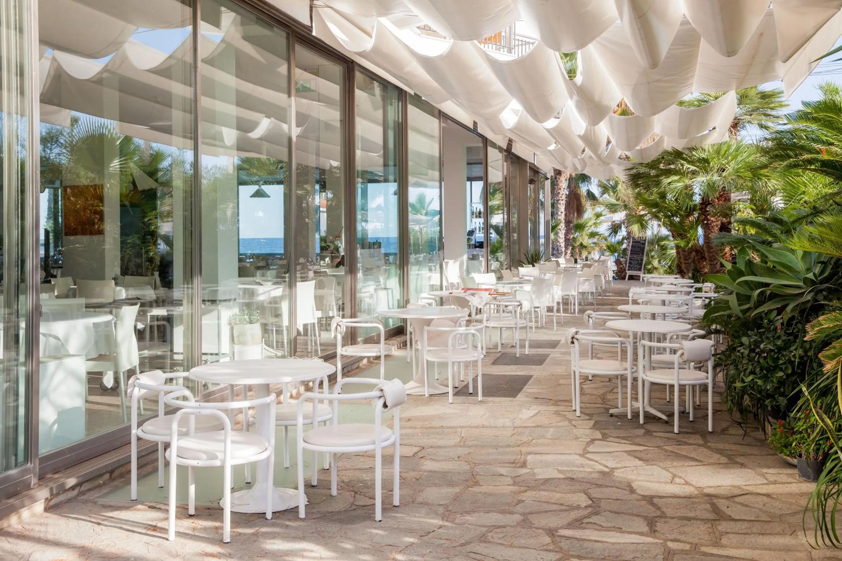 Restaurant/places to eat in Hotel Caravelle Thalasso & Wellness