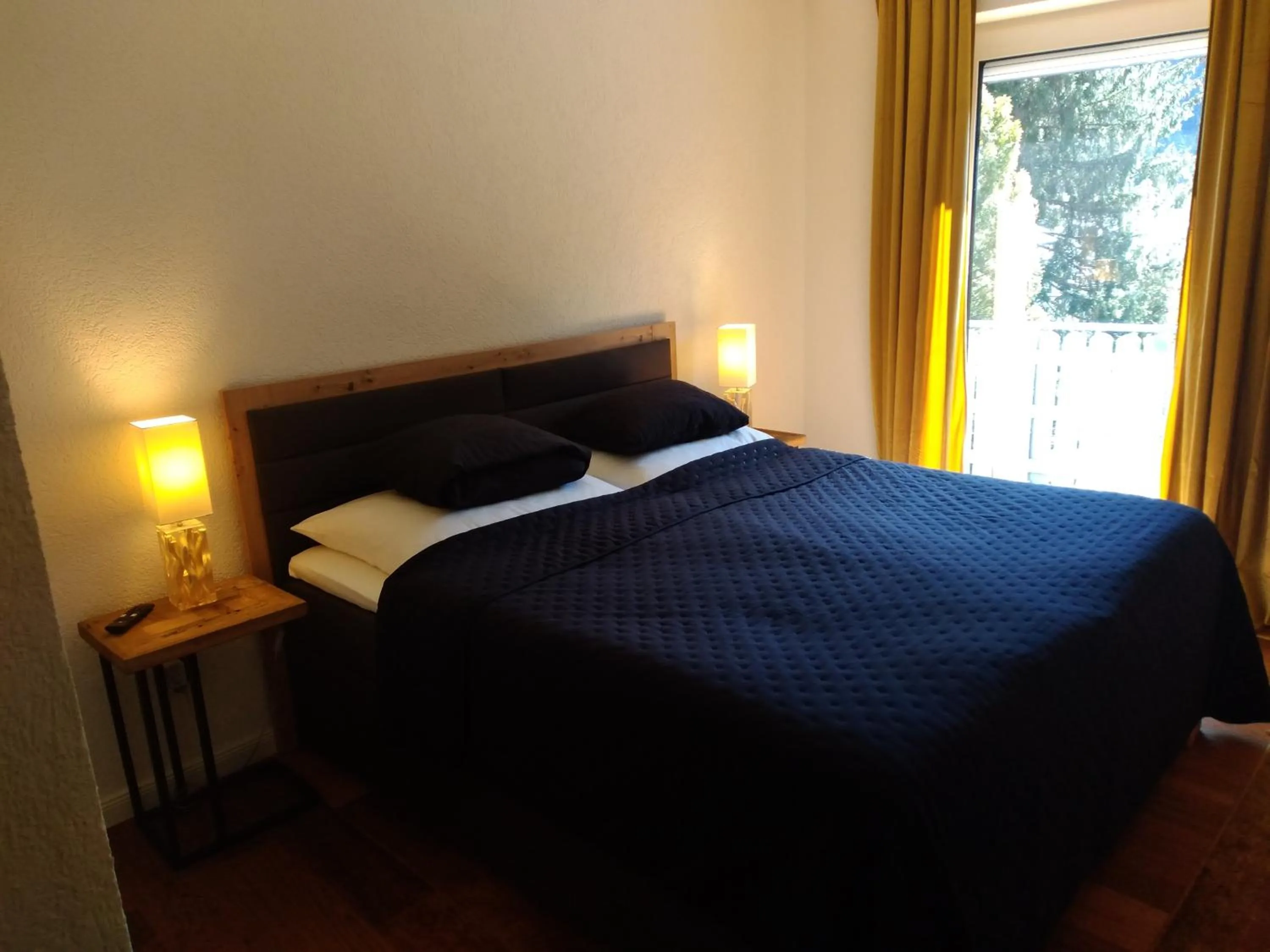 Bedroom, Bed in Villa-Stern