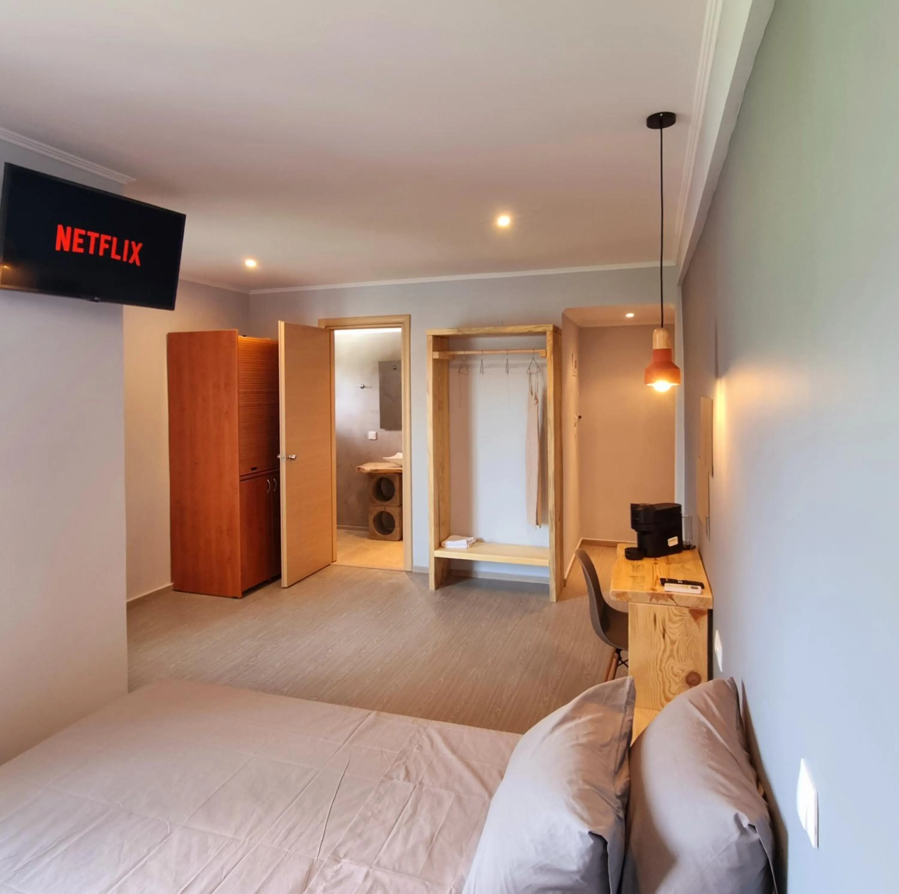 Bed in Hotel Karagiannis