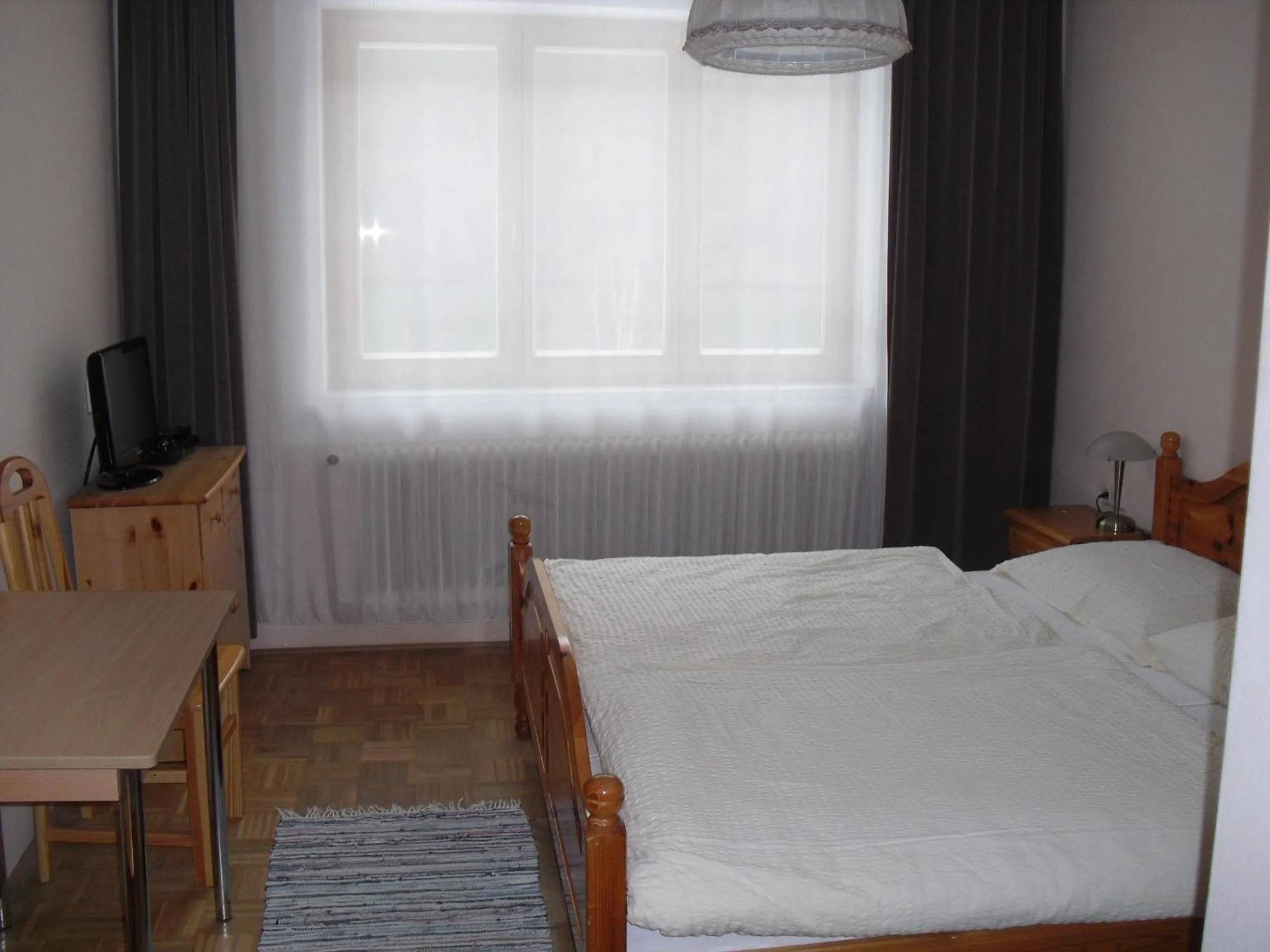 Photo of the whole room, Bed in Gasthof Zum heiligen Nikolaus