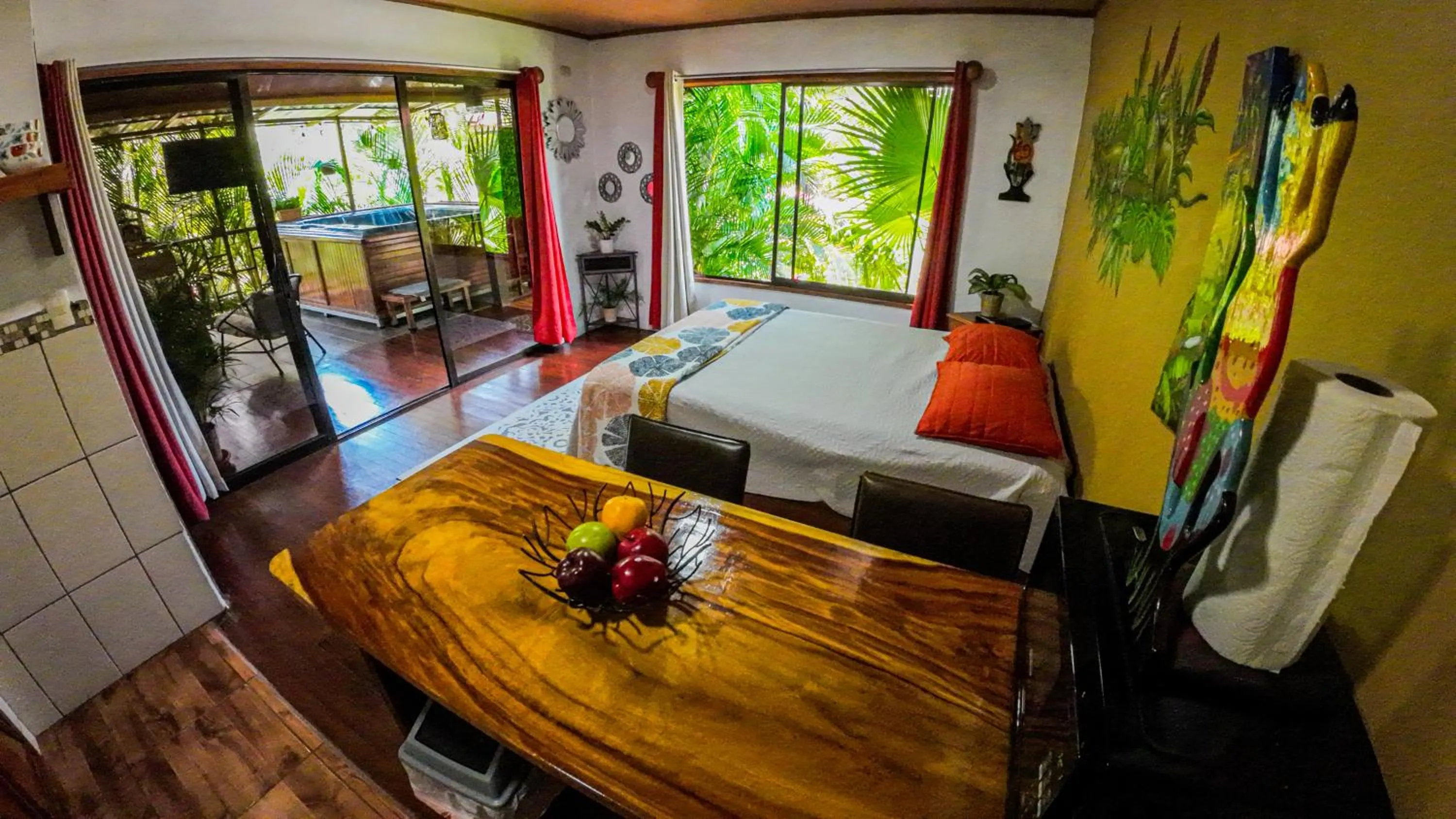 Bed in Bungalows Las Iguanas Arenal Volcano