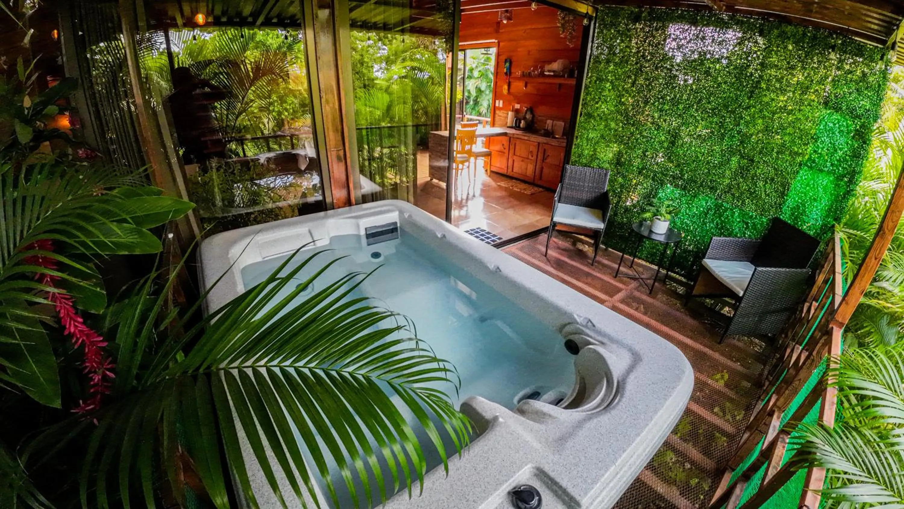 Hot Tub in Bungalows Las Iguanas Arenal Volcano