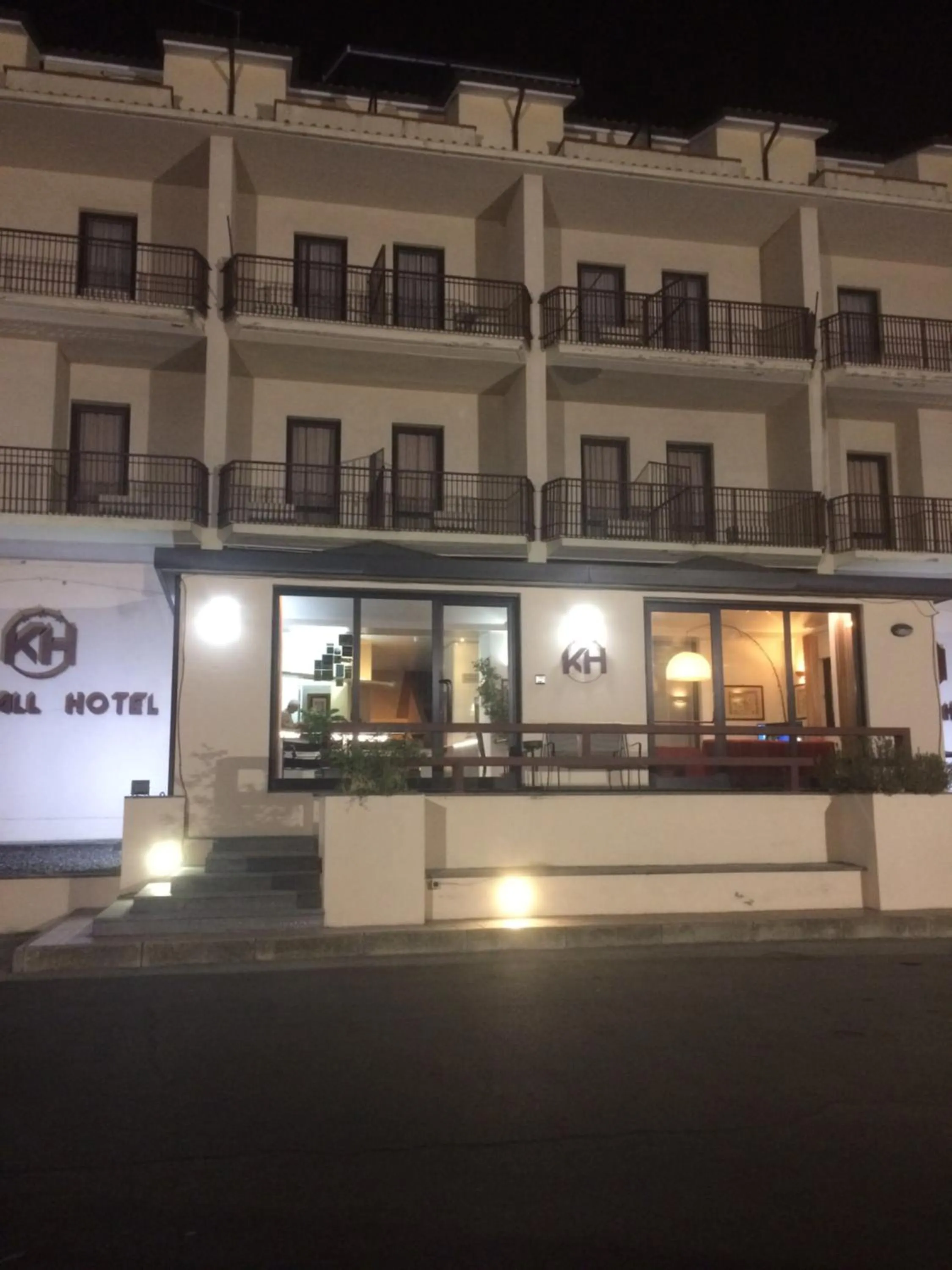 Facade/entrance in Hotel Kristall