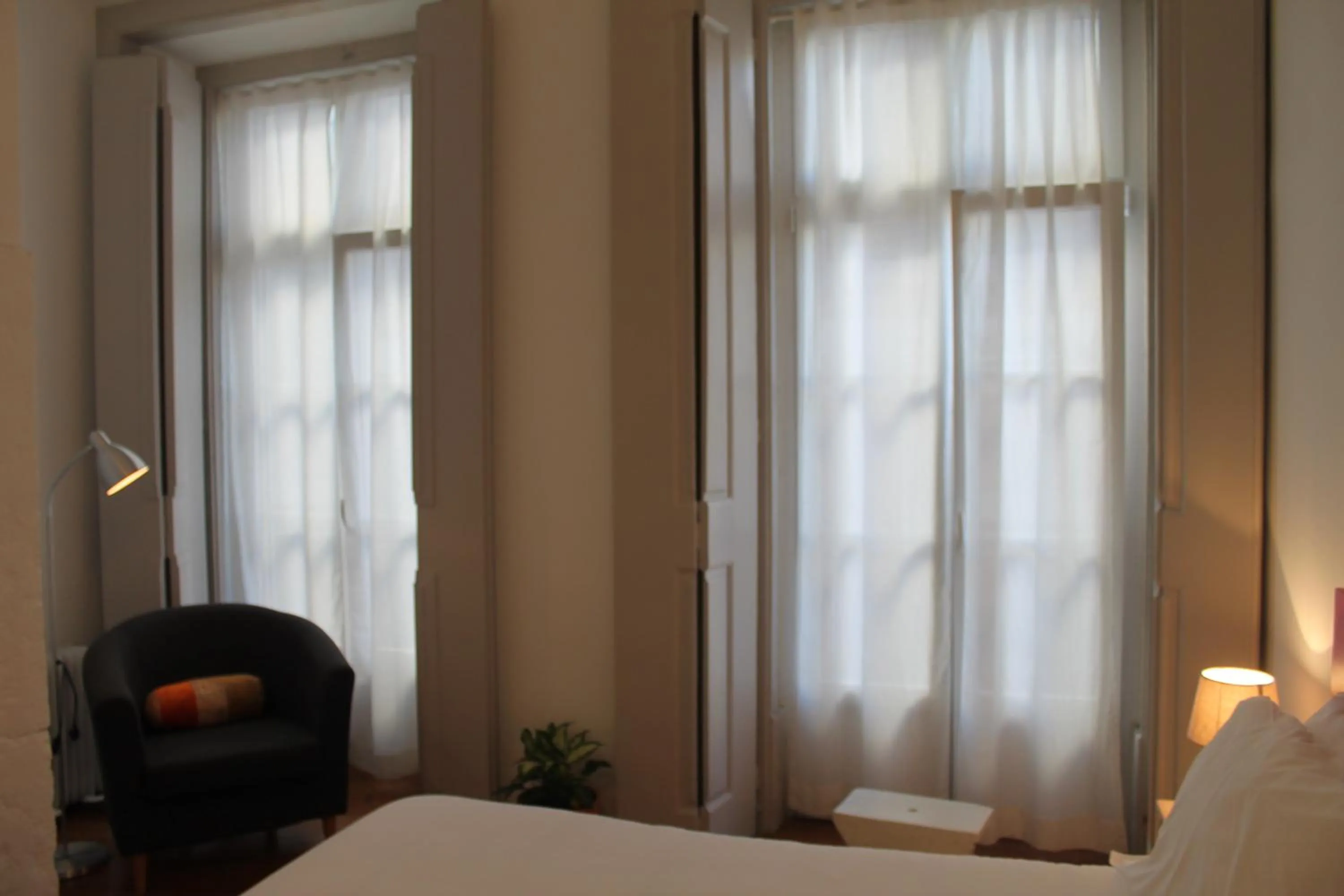 Balcony/Terrace, Bed in Inn Possible Lisbon Hostel