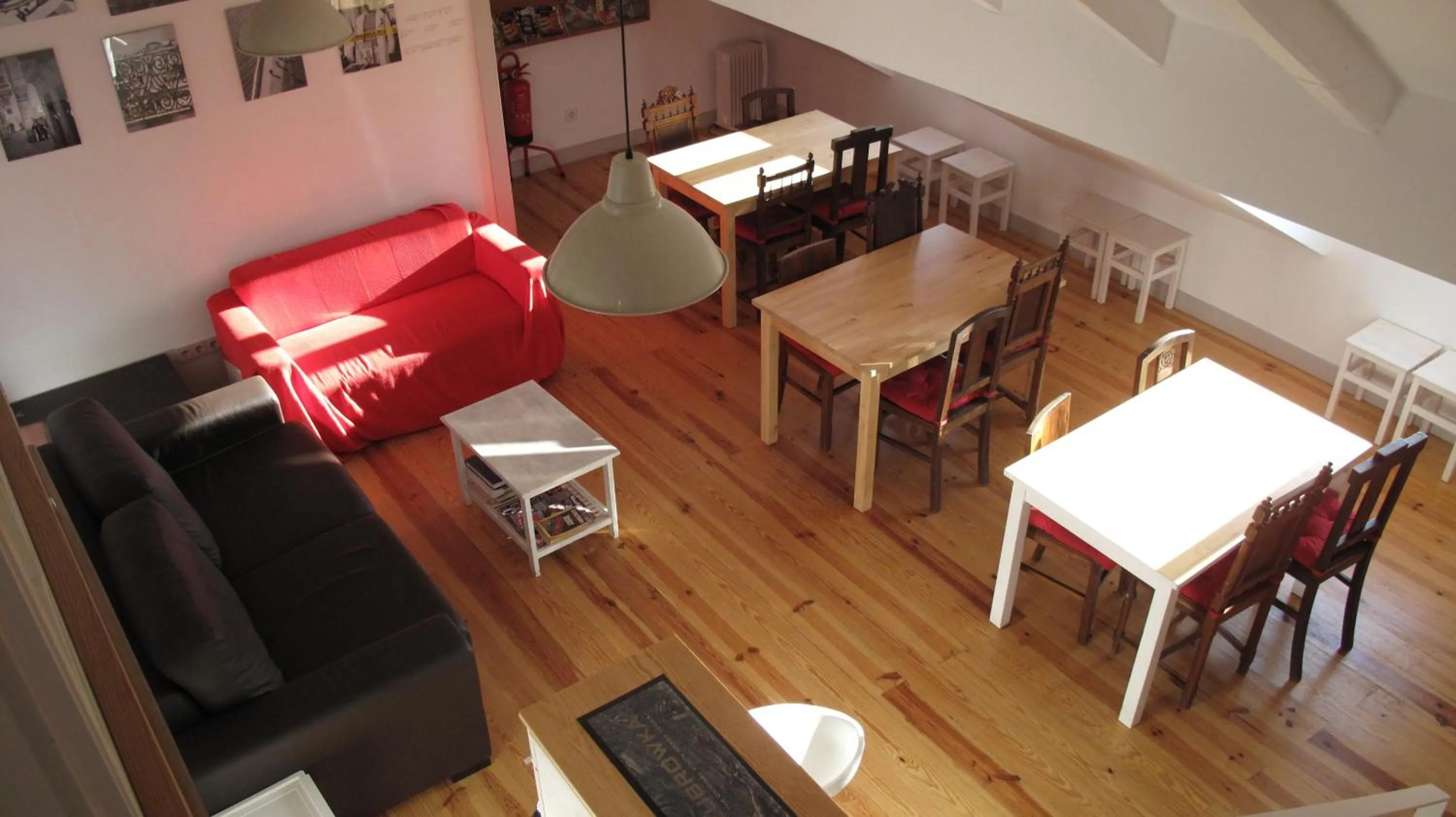 Living room in Inn Possible Lisbon Hostel