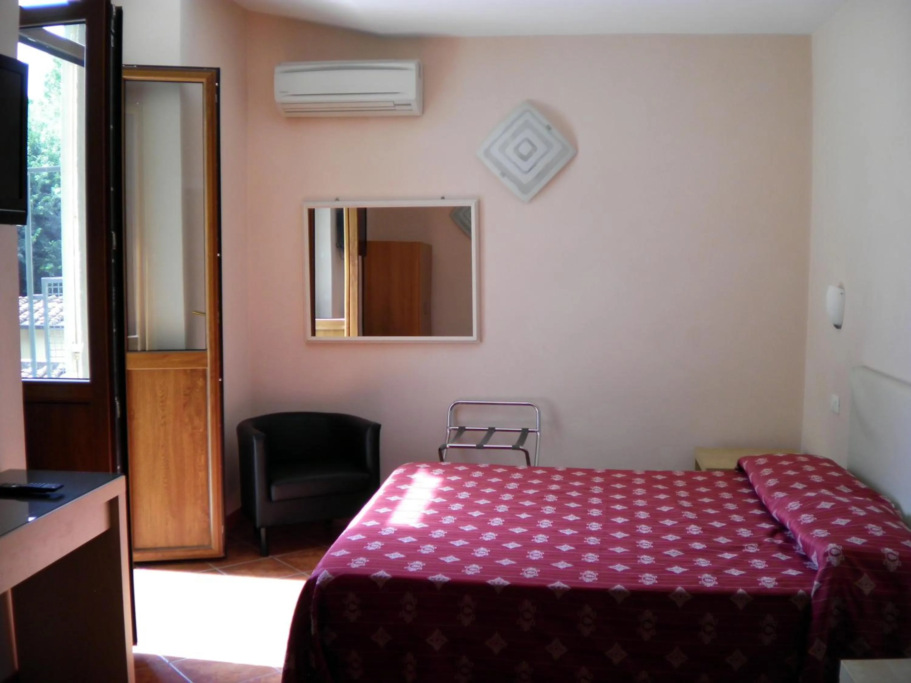 Photo of the whole room, Bed in Hotel Rita Major