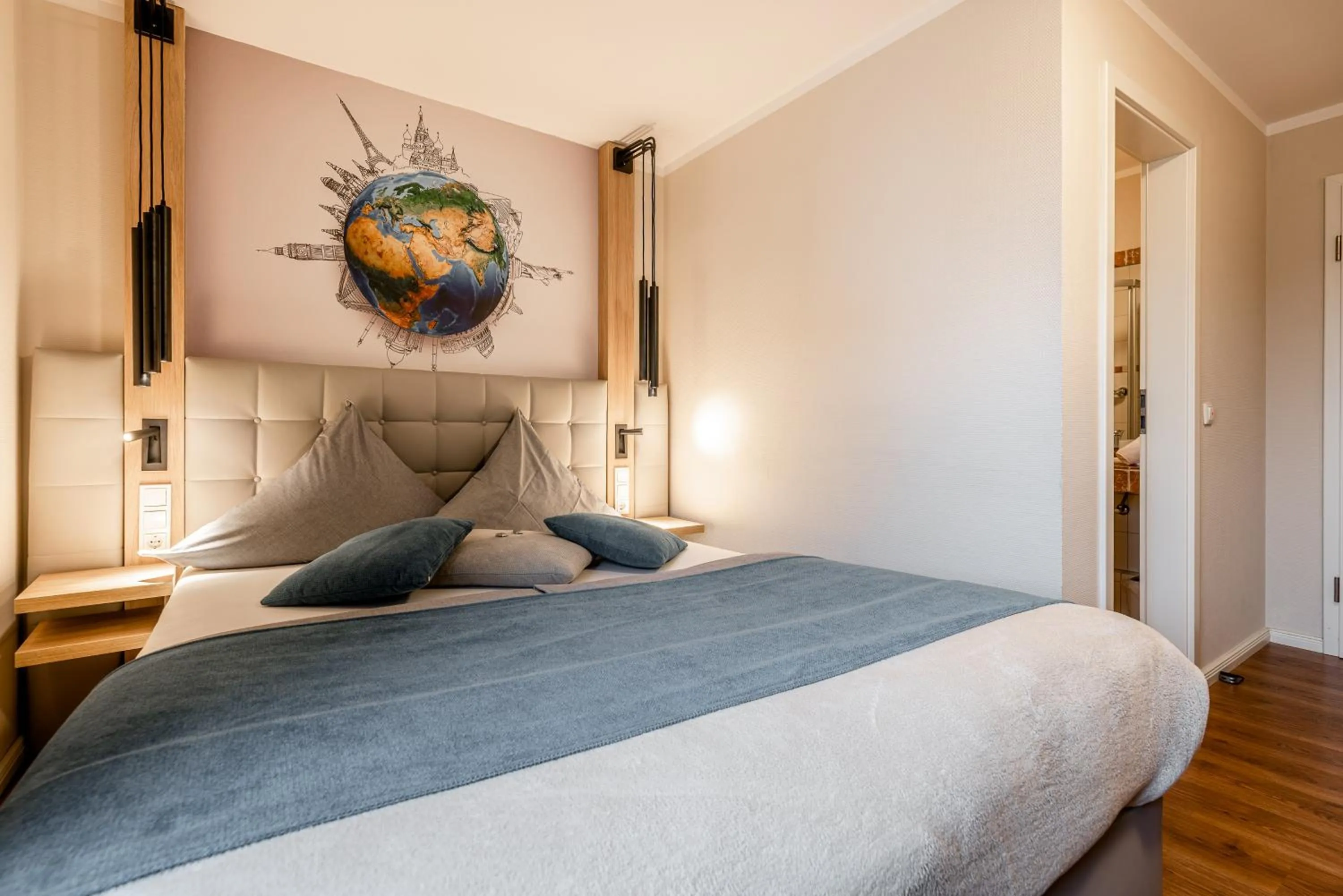 Photo of the whole room, Bed in Hotel auszeit Neunkirchen-Seelscheid