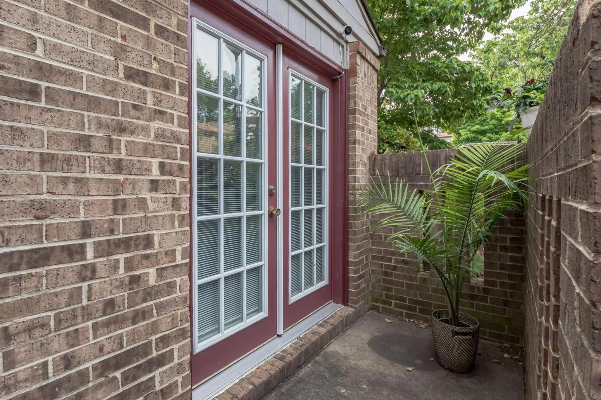Facade/entrance in Modern Cozy Townhome