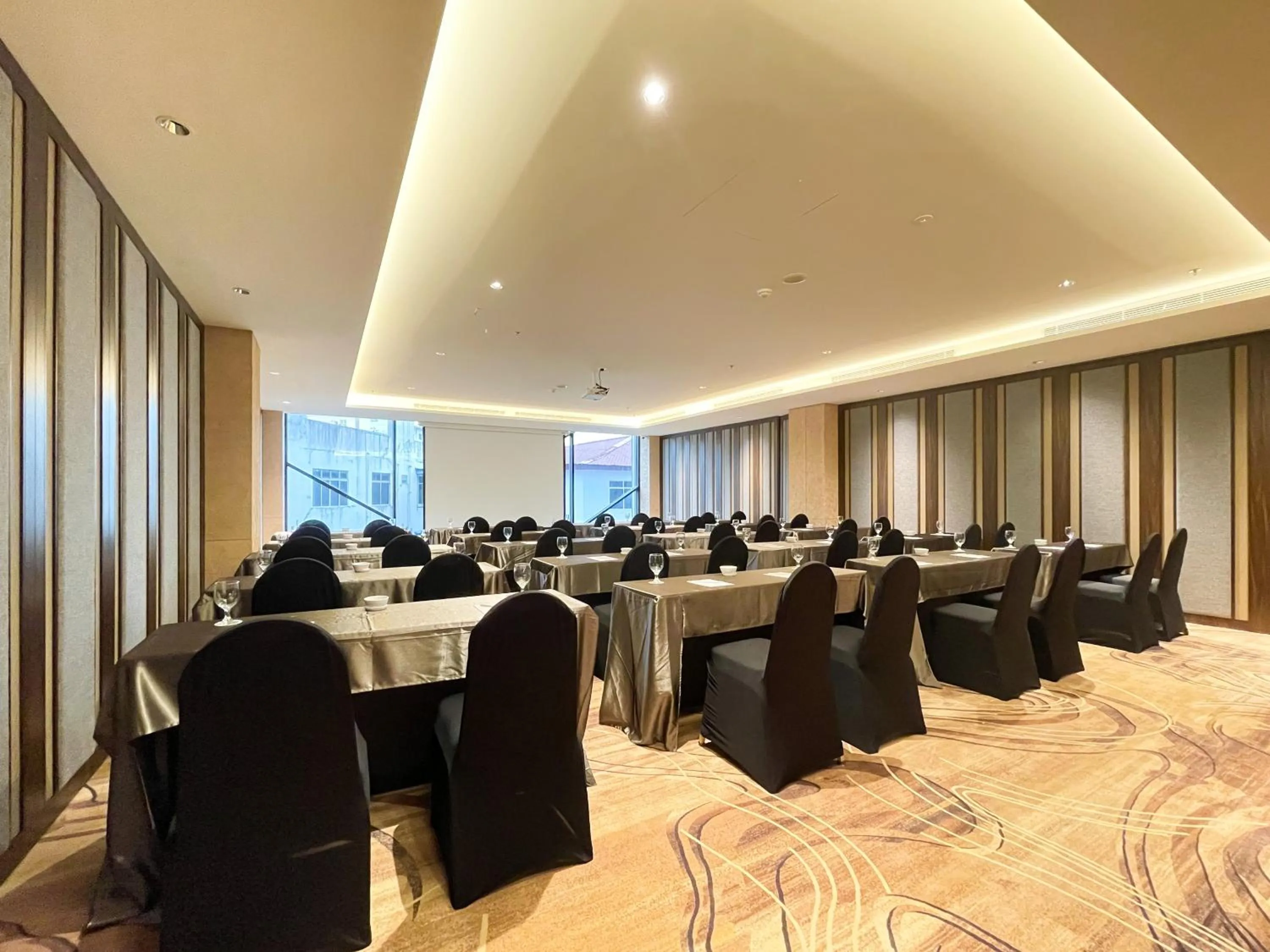 Business facilities in ARTOTEL Batam