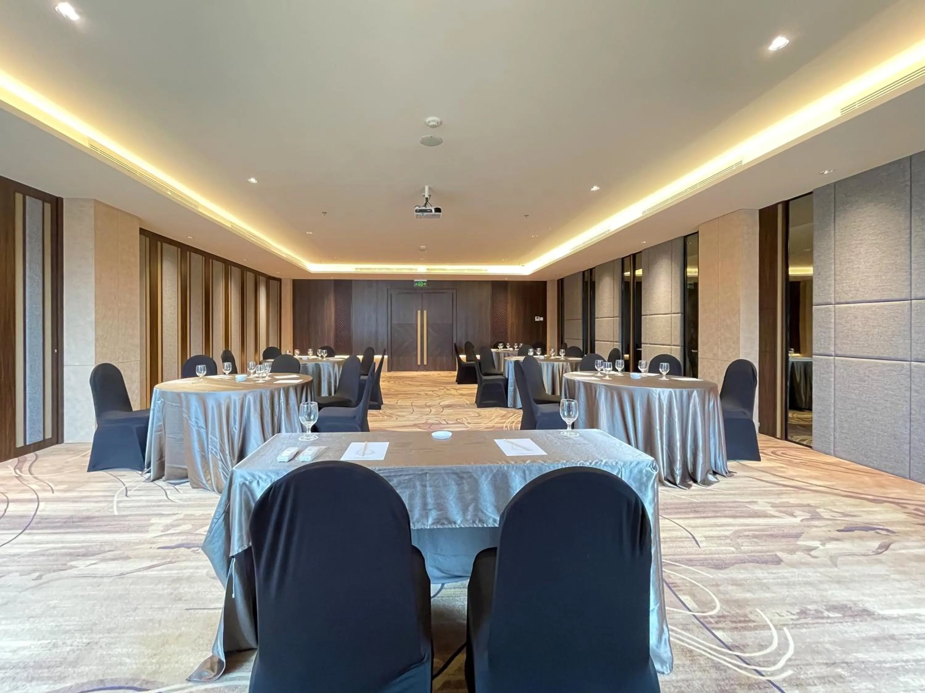 Business facilities in ARTOTEL Batam