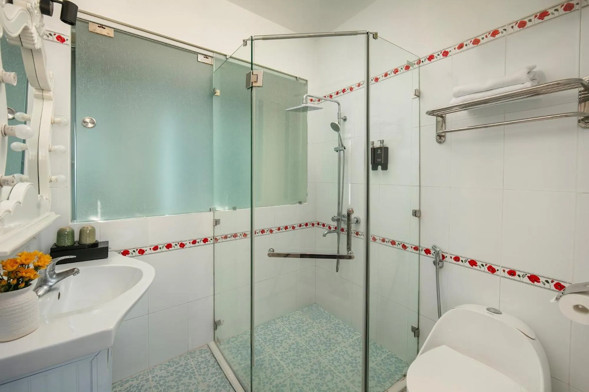 Bathroom in Delica Premium Hotel