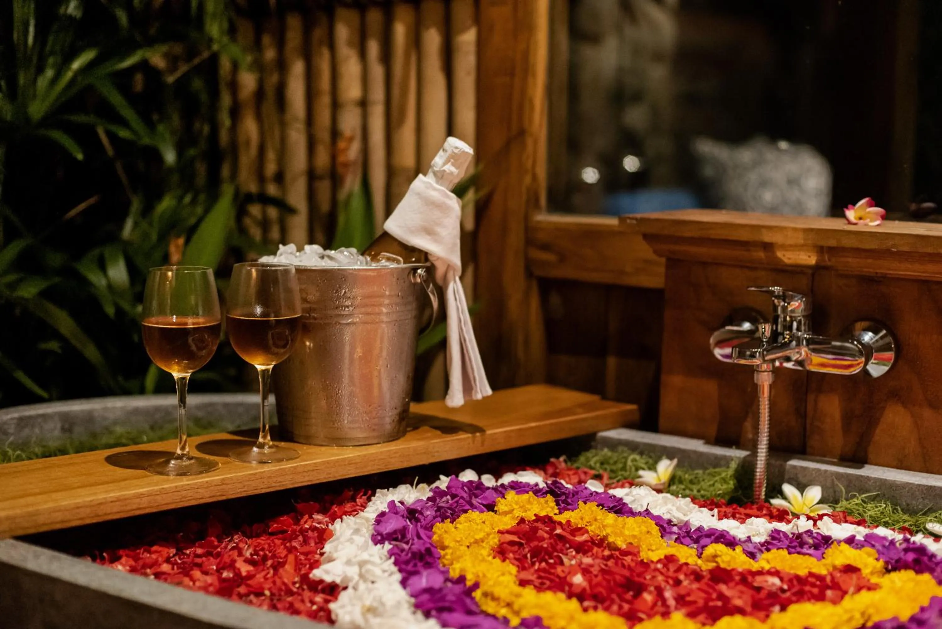 Drinks in Airsania Ubud Antique Villas