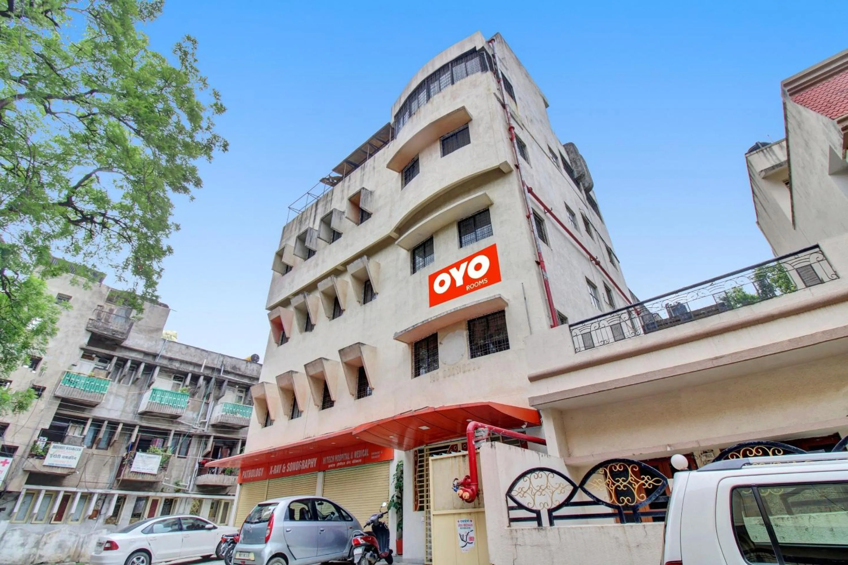 Facade/entrance in Hotel O Sunshine Inn