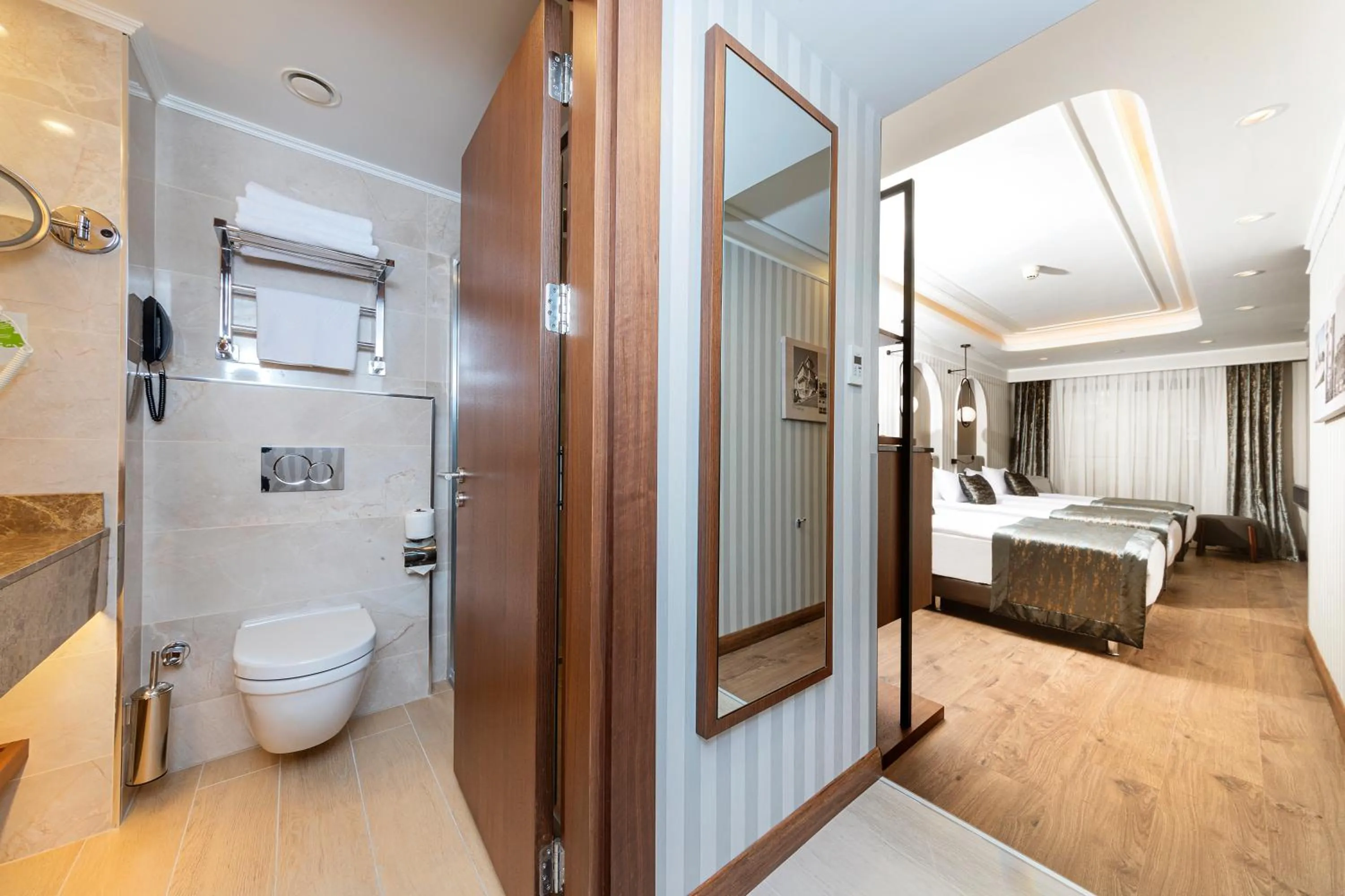 Bathroom, Bed in Mukarnas Pera Hotel