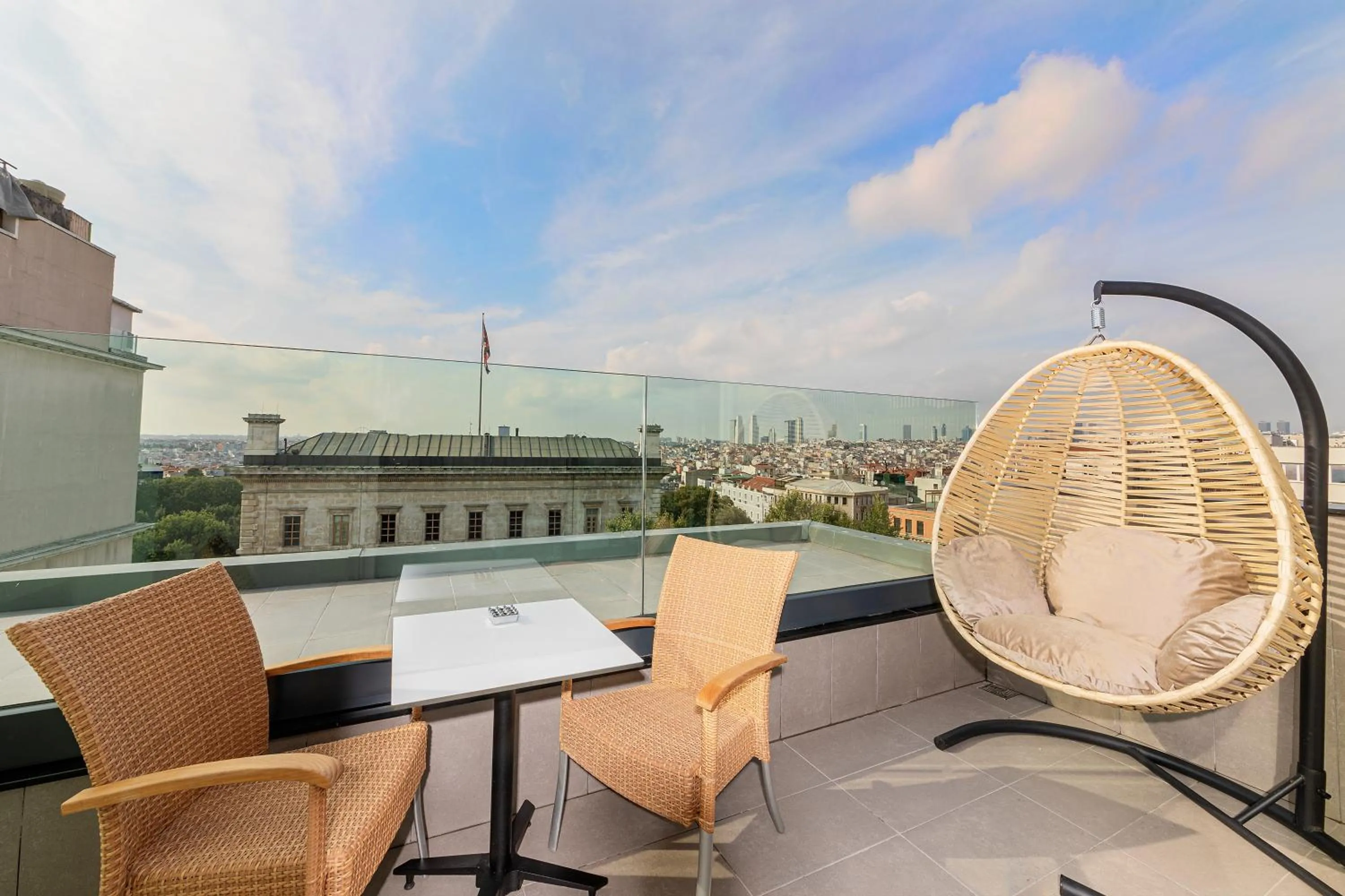 Balcony/Terrace in Mukarnas Pera Hotel