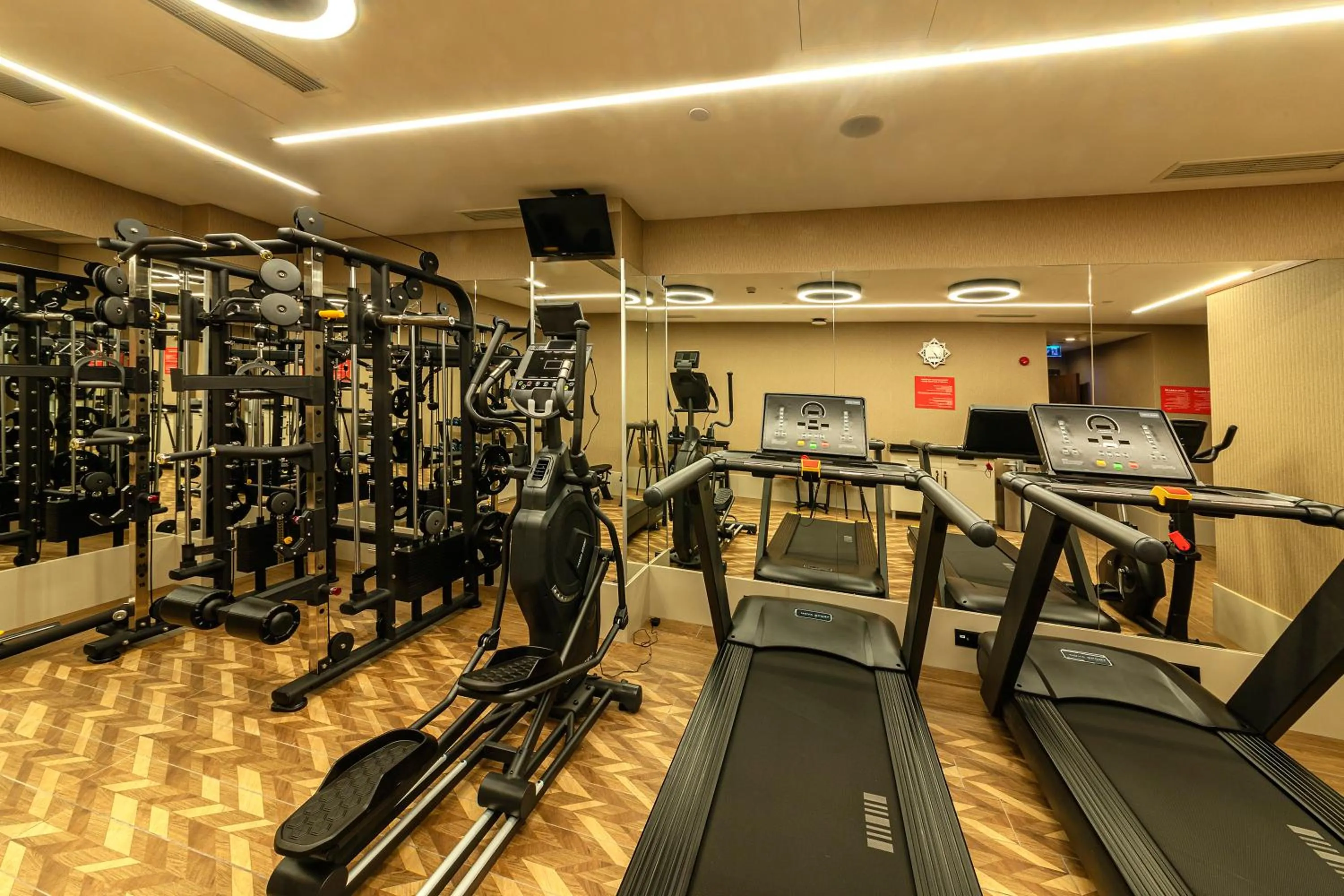 Fitness centre/facilities in Mukarnas Pera Hotel