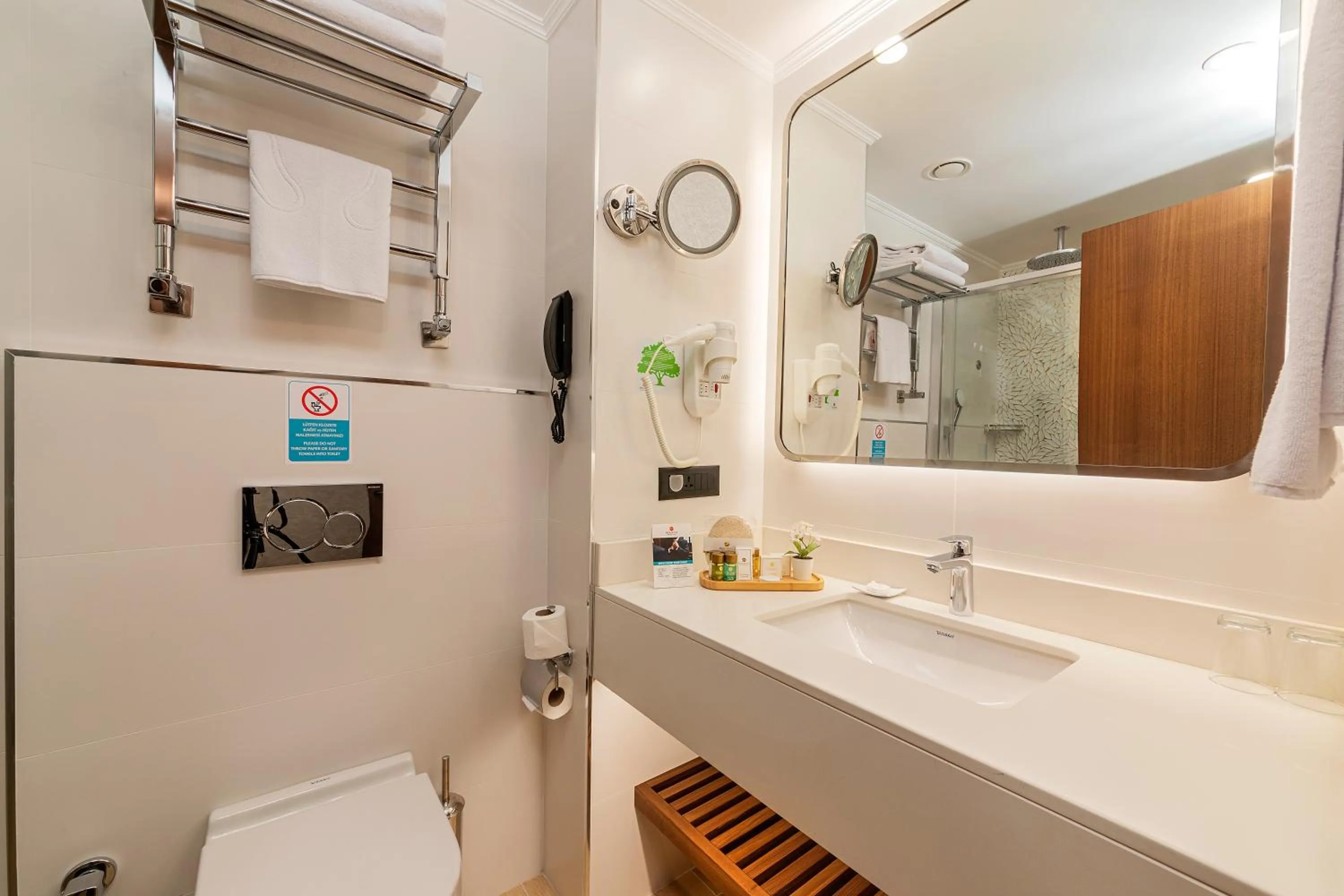 Bathroom in Mukarnas Pera Hotel