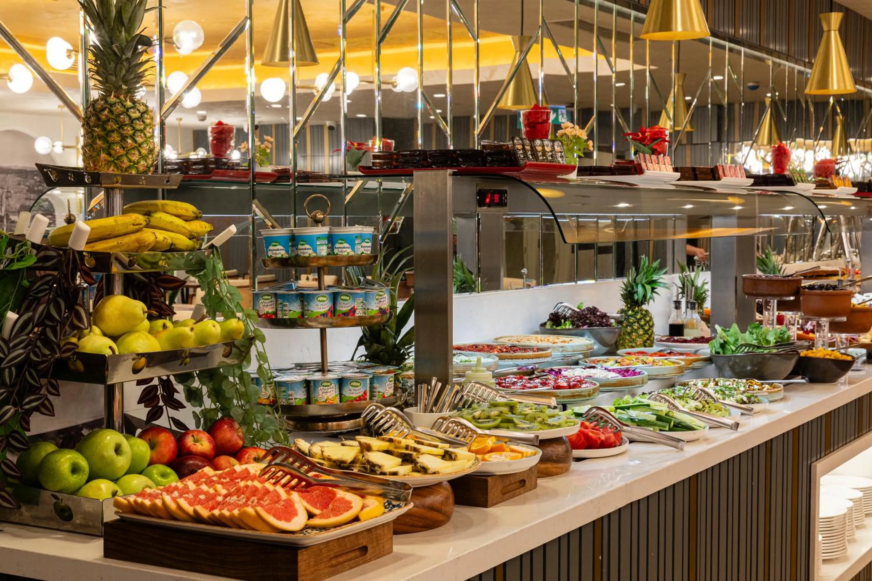 Breakfast in Mukarnas Pera Hotel