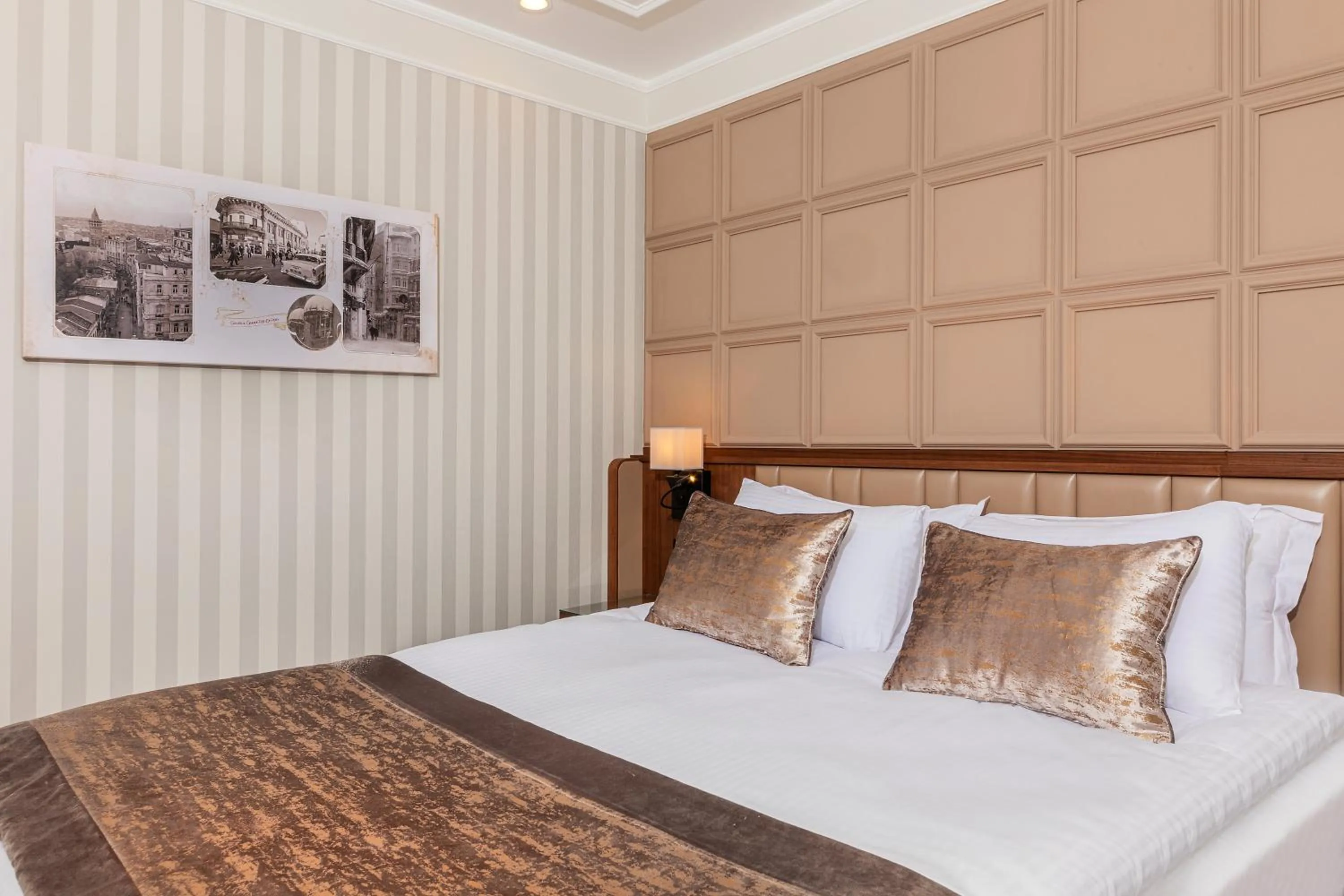 Bed in Mukarnas Pera Hotel