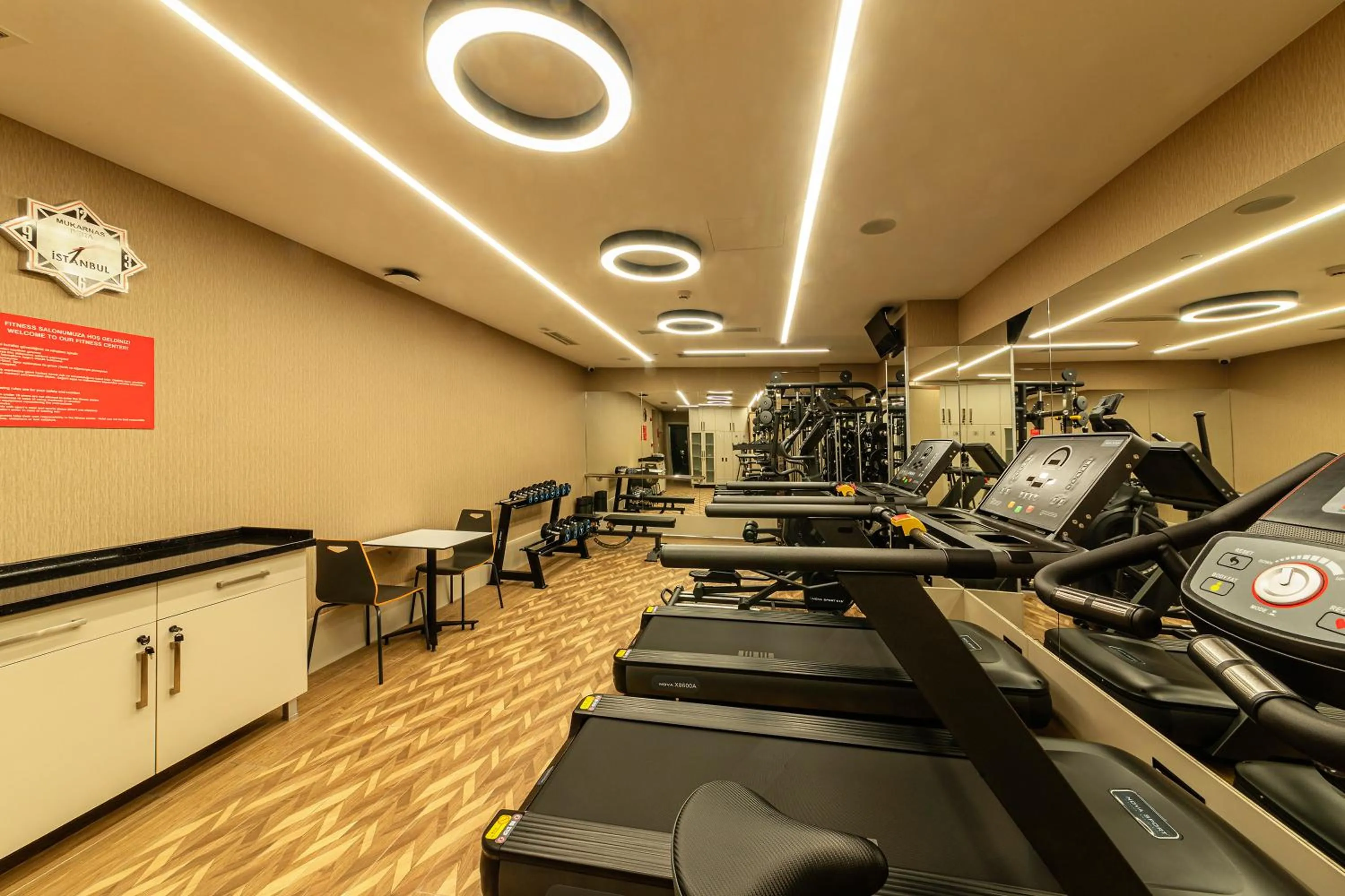 Fitness centre/facilities in Mukarnas Pera Hotel