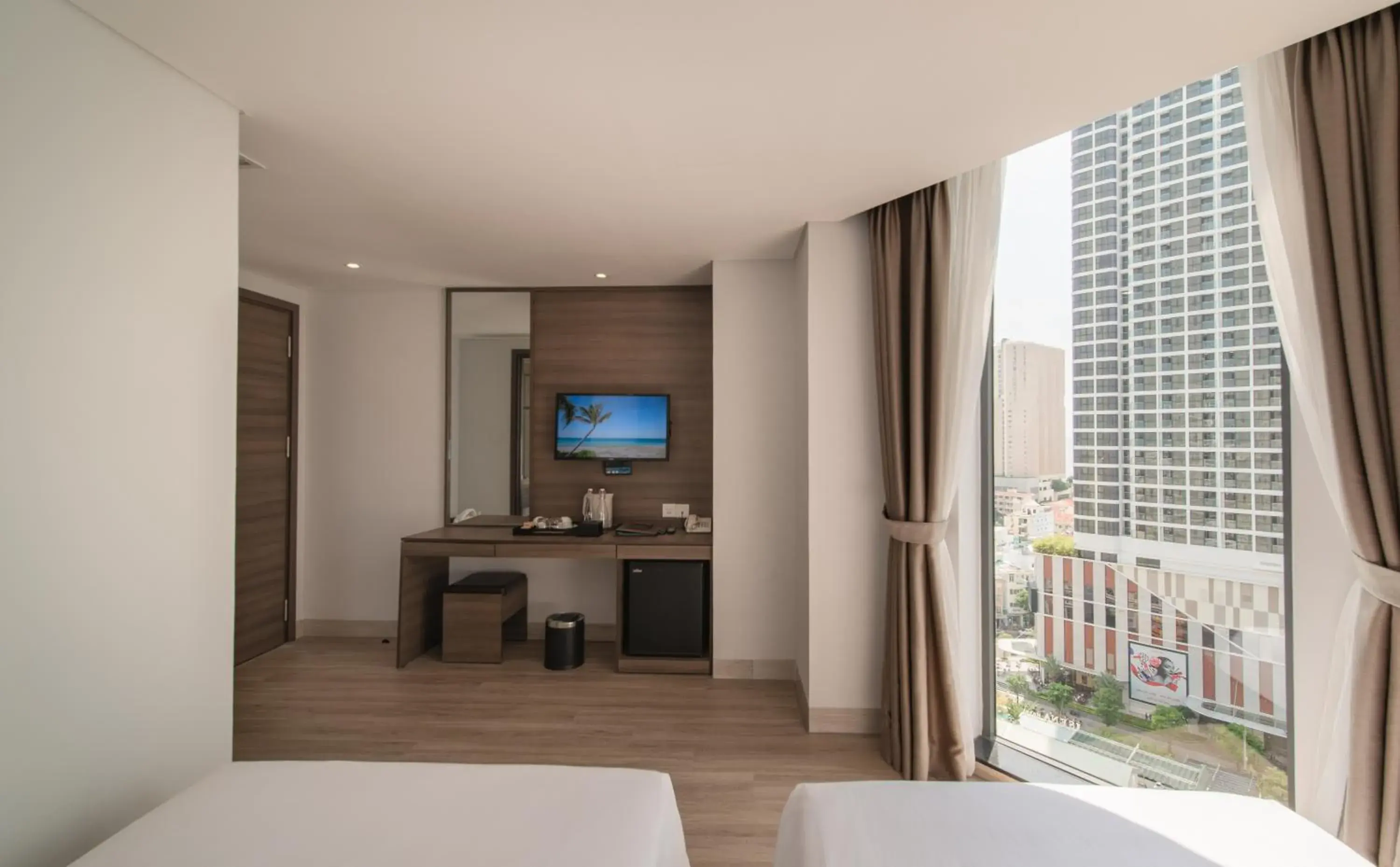 Senior Deluxe with City View in Zenia Boutique Hotel Nha Trang Senior Deluxe with City View in Zenia Boutique Hotel Nha Trang