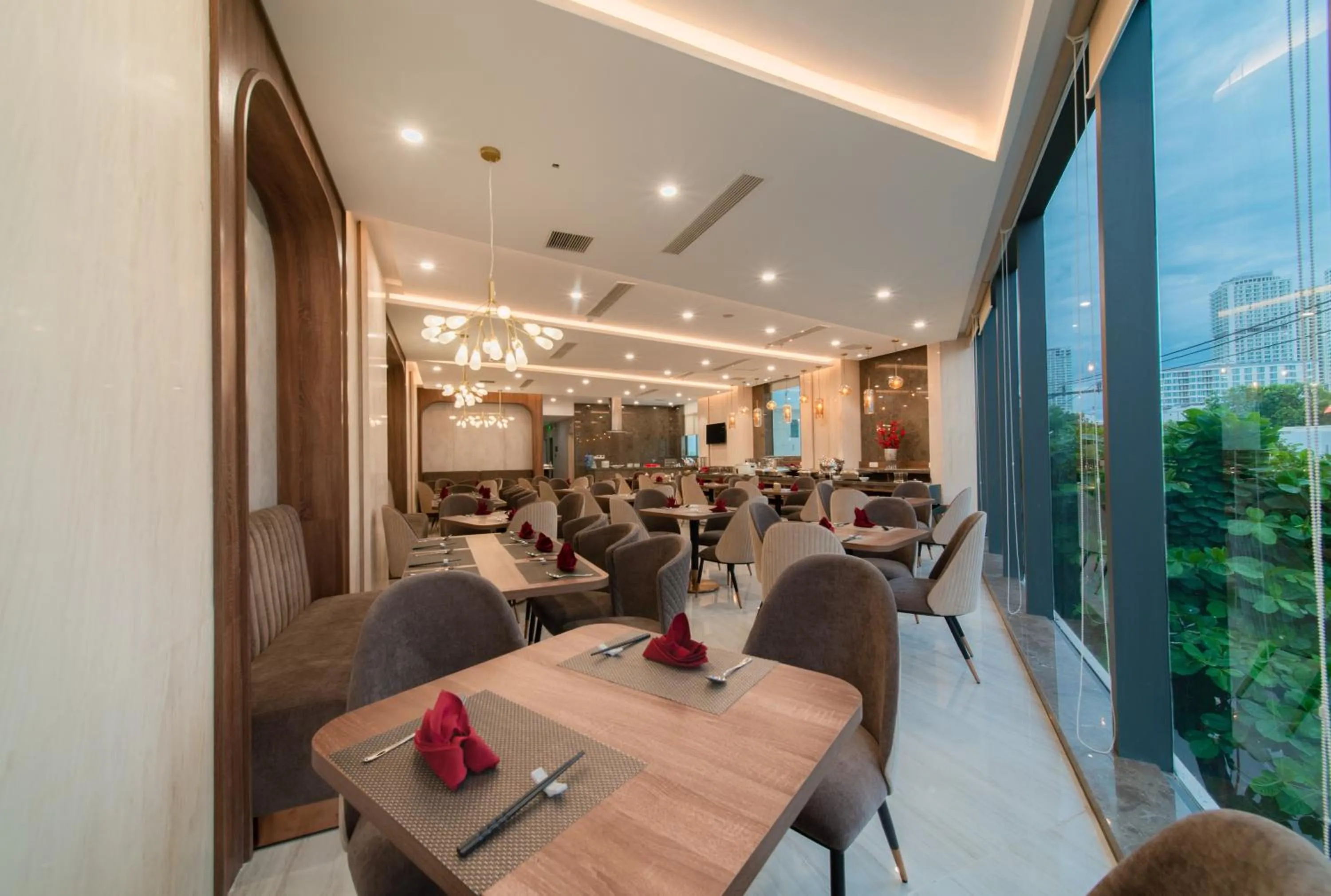 Restaurant/places to eat in Zenia Boutique Hotel Nha Trang