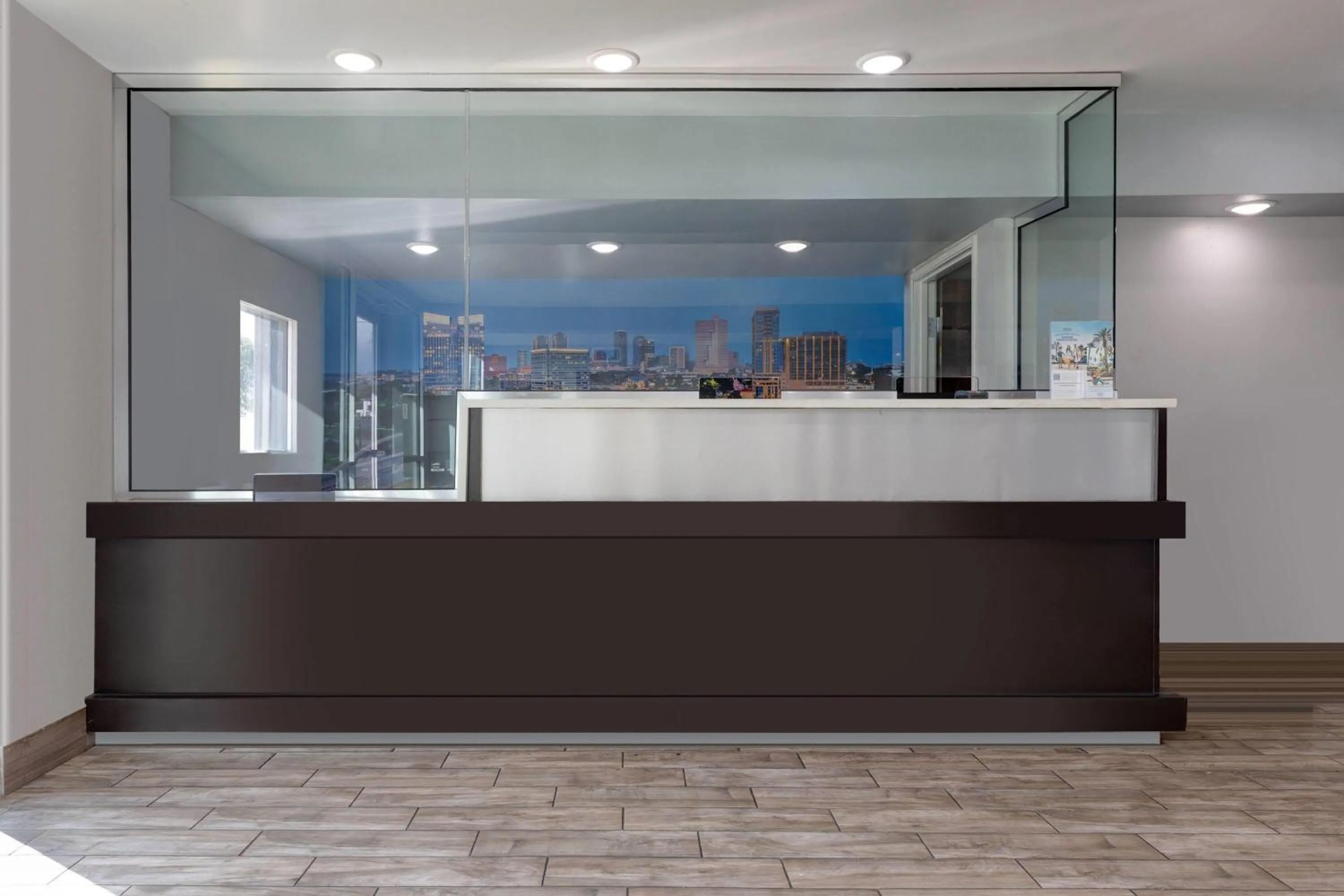 Lobby or reception in Super 8 by Wyndham Fort Worth Entertainment District