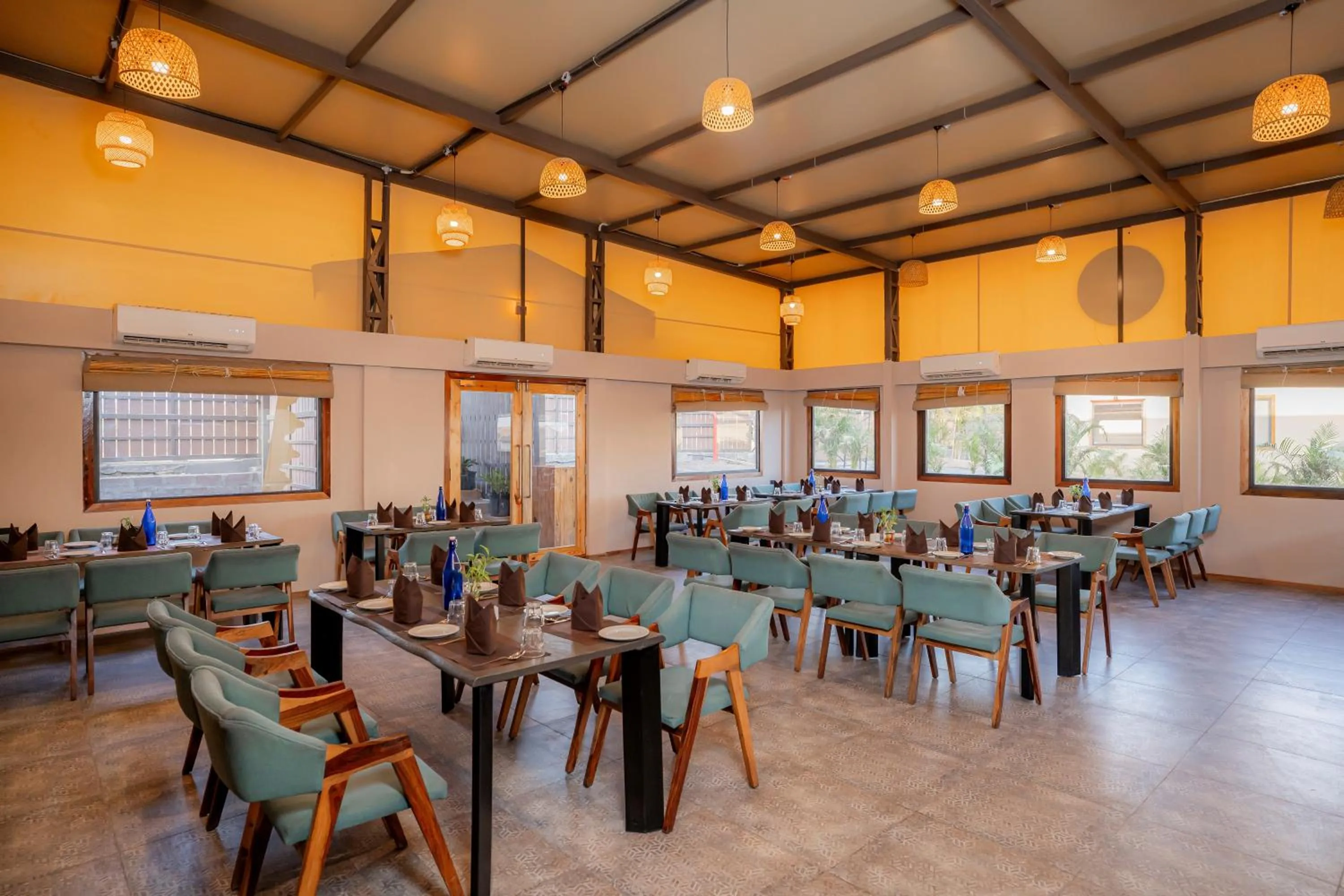 Restaurant/places to eat in The Fern Seaside Luxurious Tent Resort Diu
