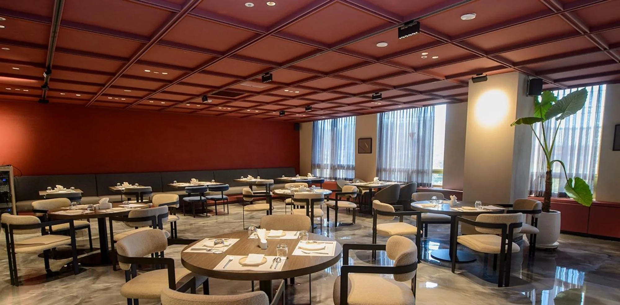 Restaurant/places to eat in Ramada Plaza by Wyndham Chungjang