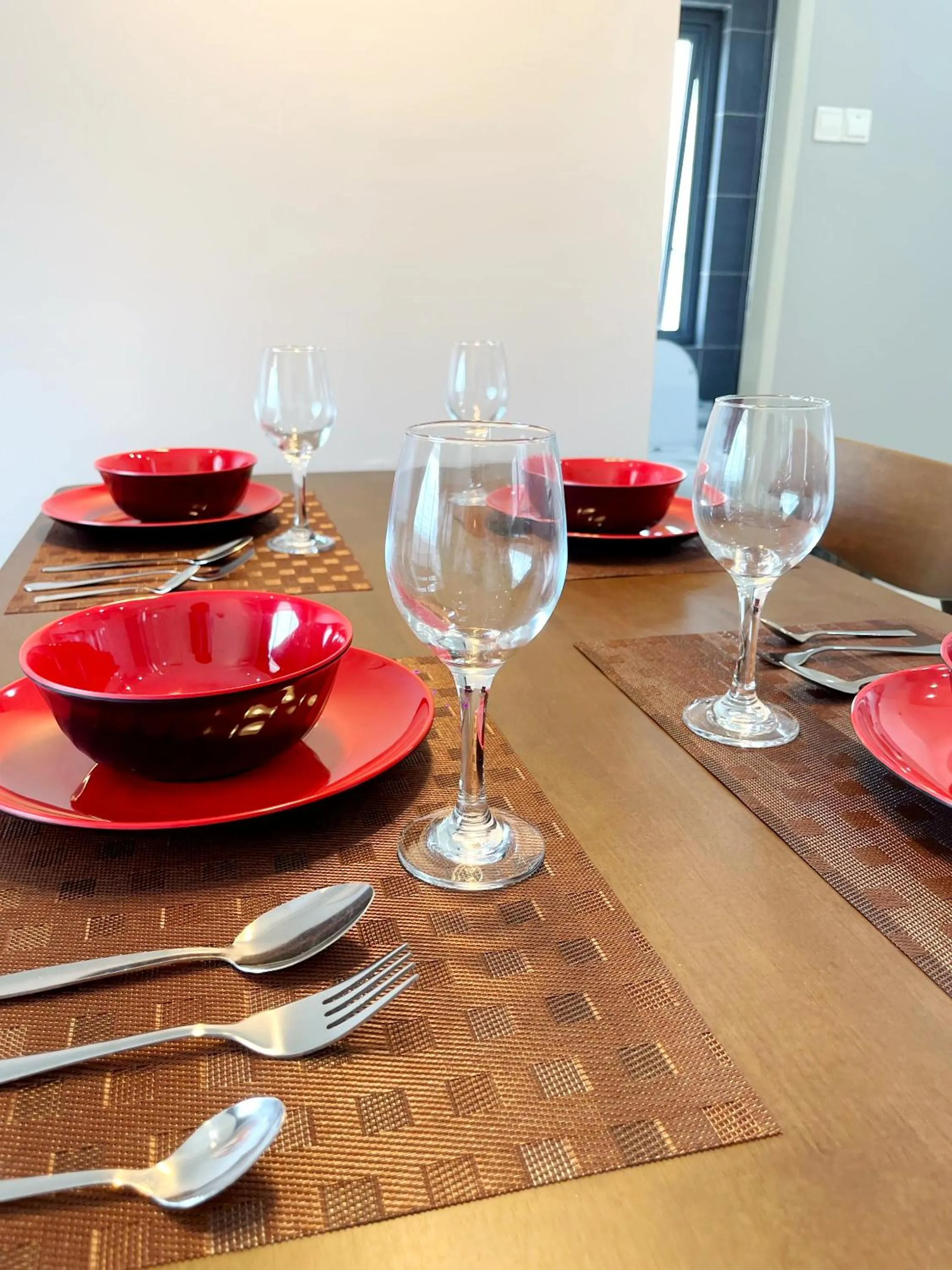 Dining area in Horizon Suite Homestay, KLIA by S&T Homez