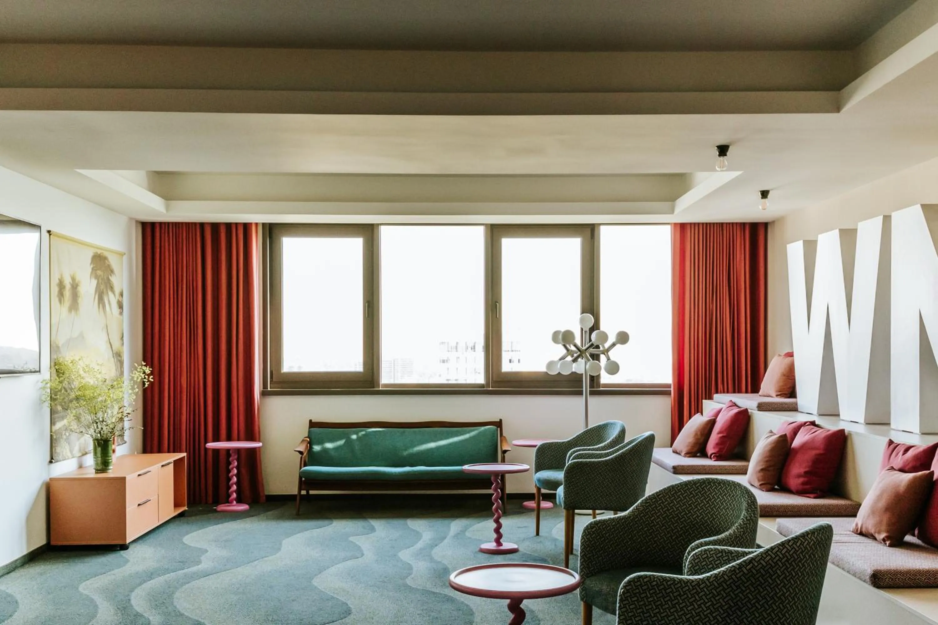 TV and multimedia in WN LAB Hotel - Stay where Christmas magic lives