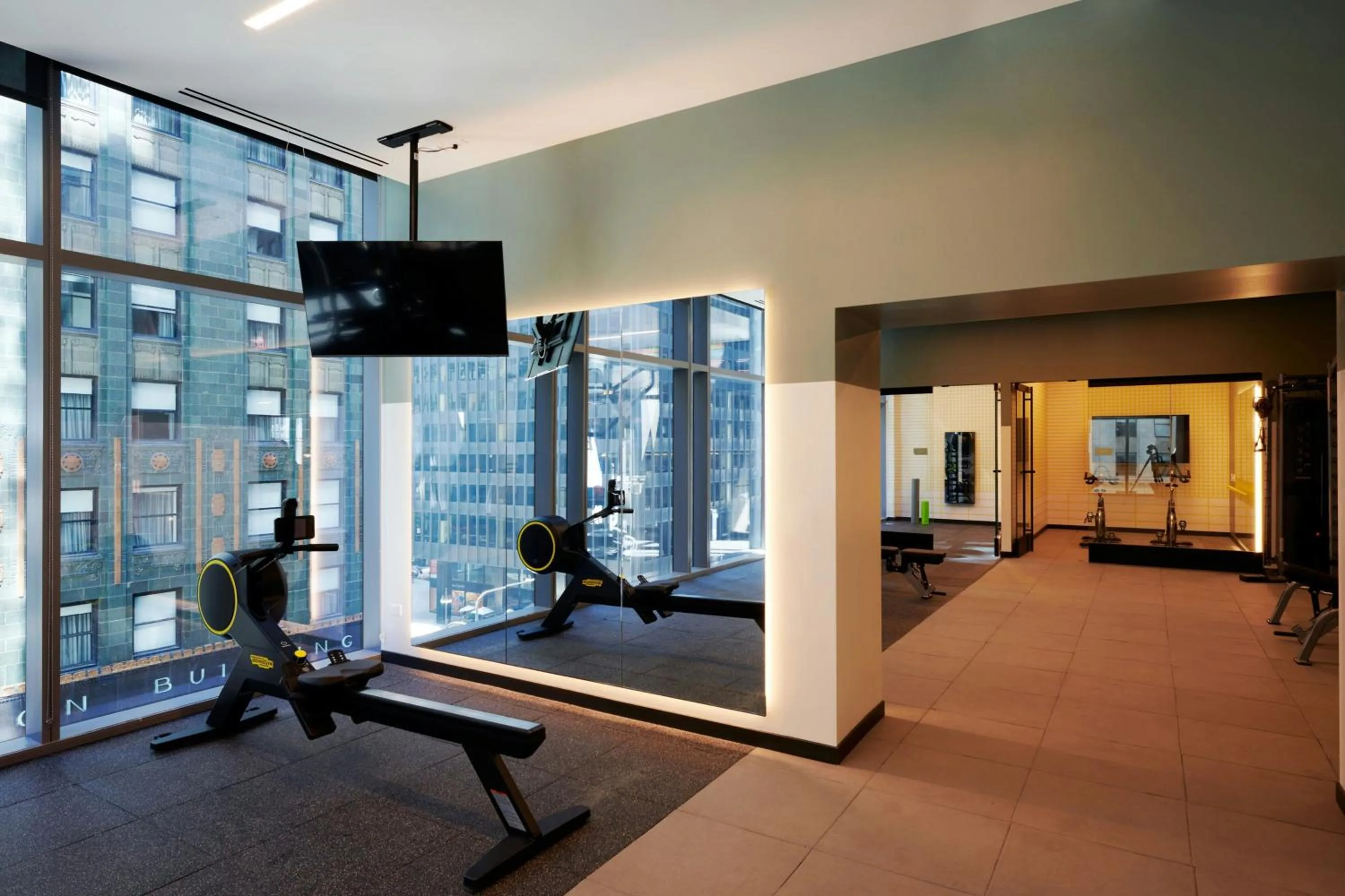 Fitness centre/facilities in citizenM Chicago Downtown