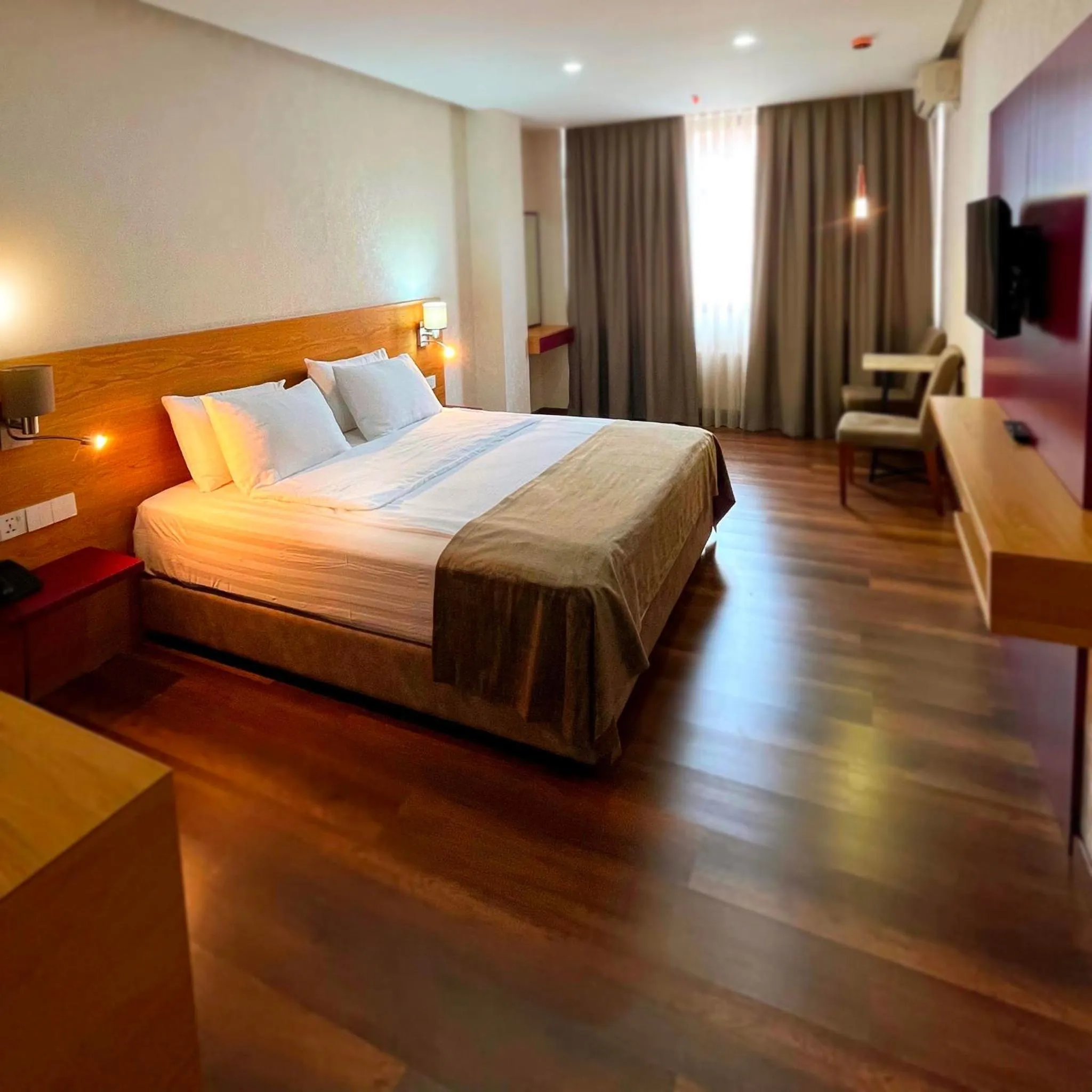 Living room, Bed in GOLDEN IR-ME_NI