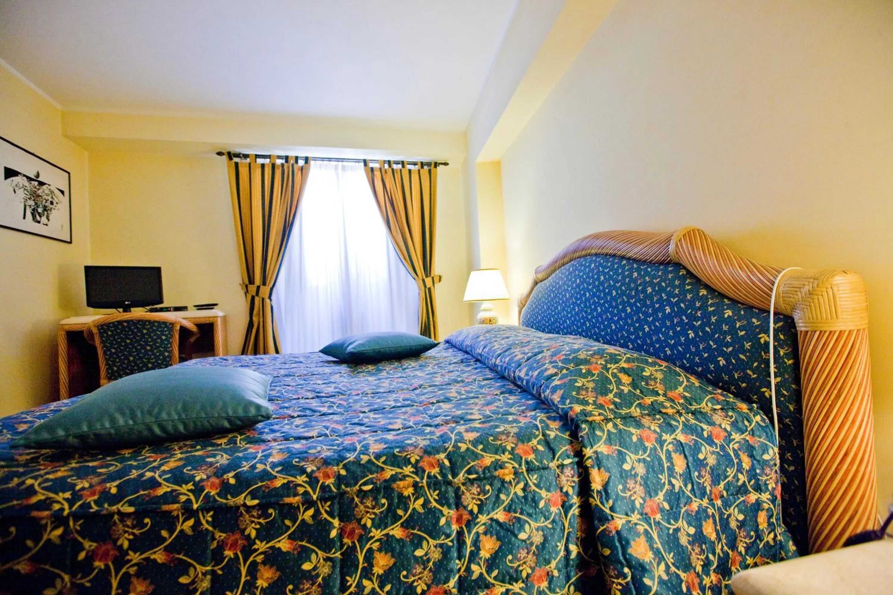 Decorative detail, Bed in Hotel Elimo