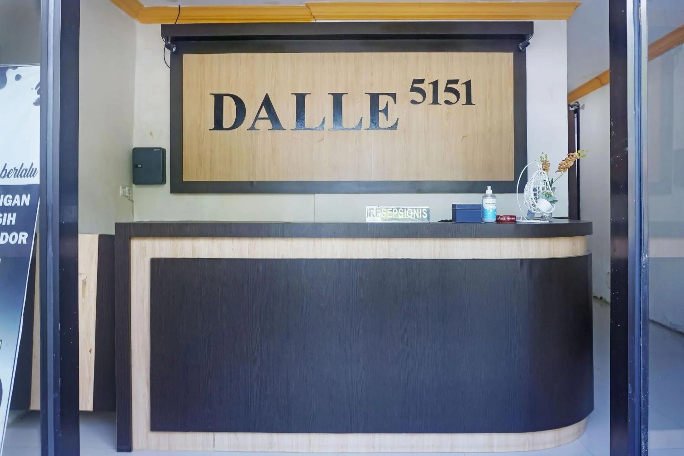 Lobby or reception in Hotel O Dalle 5151 Jeneponto Near Patung kuda, Jeneponto