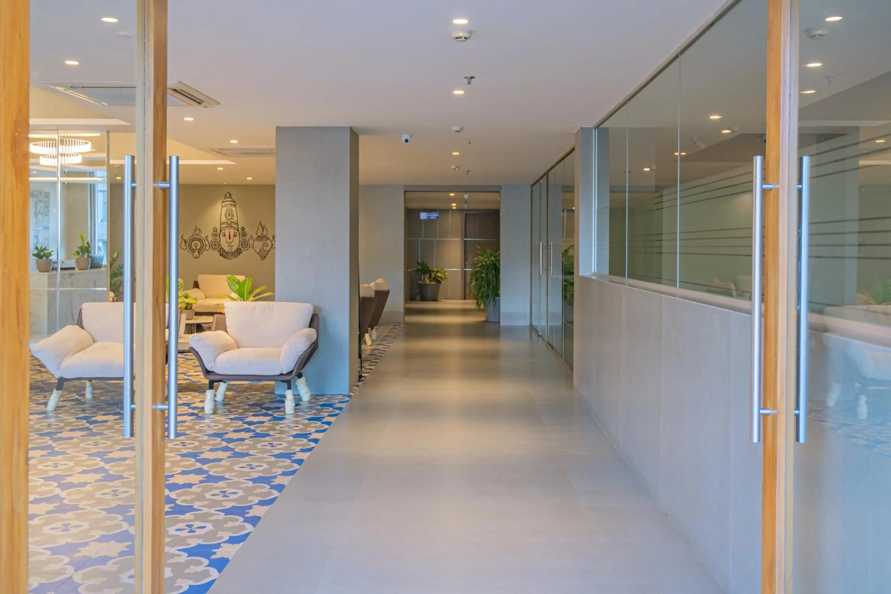 Facade/entrance in REPUBLIC INN