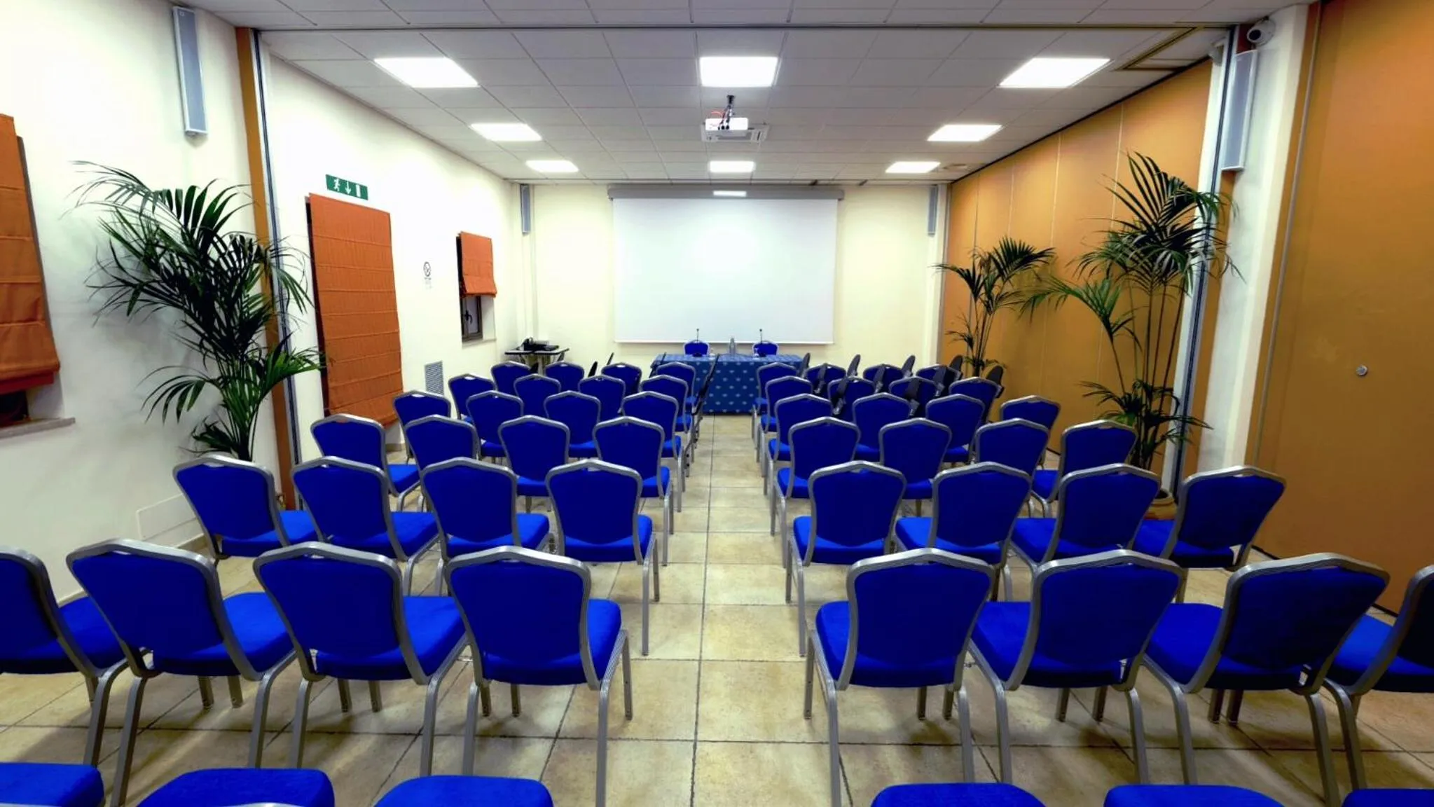 Business facilities in Hotel Sirenetta